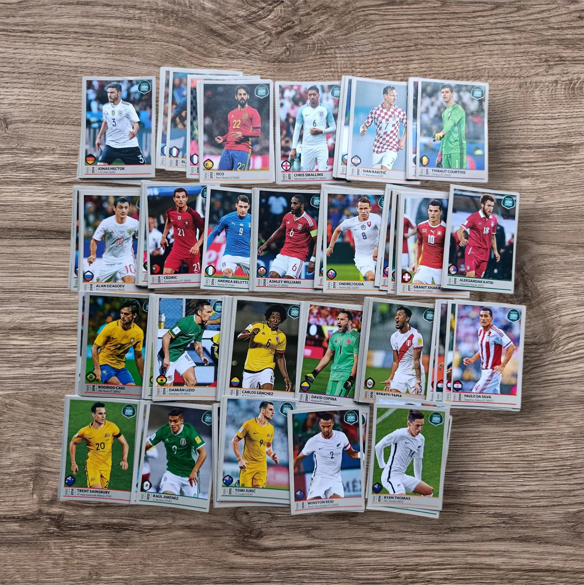 Lote 204 figuritas sin repetir Road to Rusia 2018