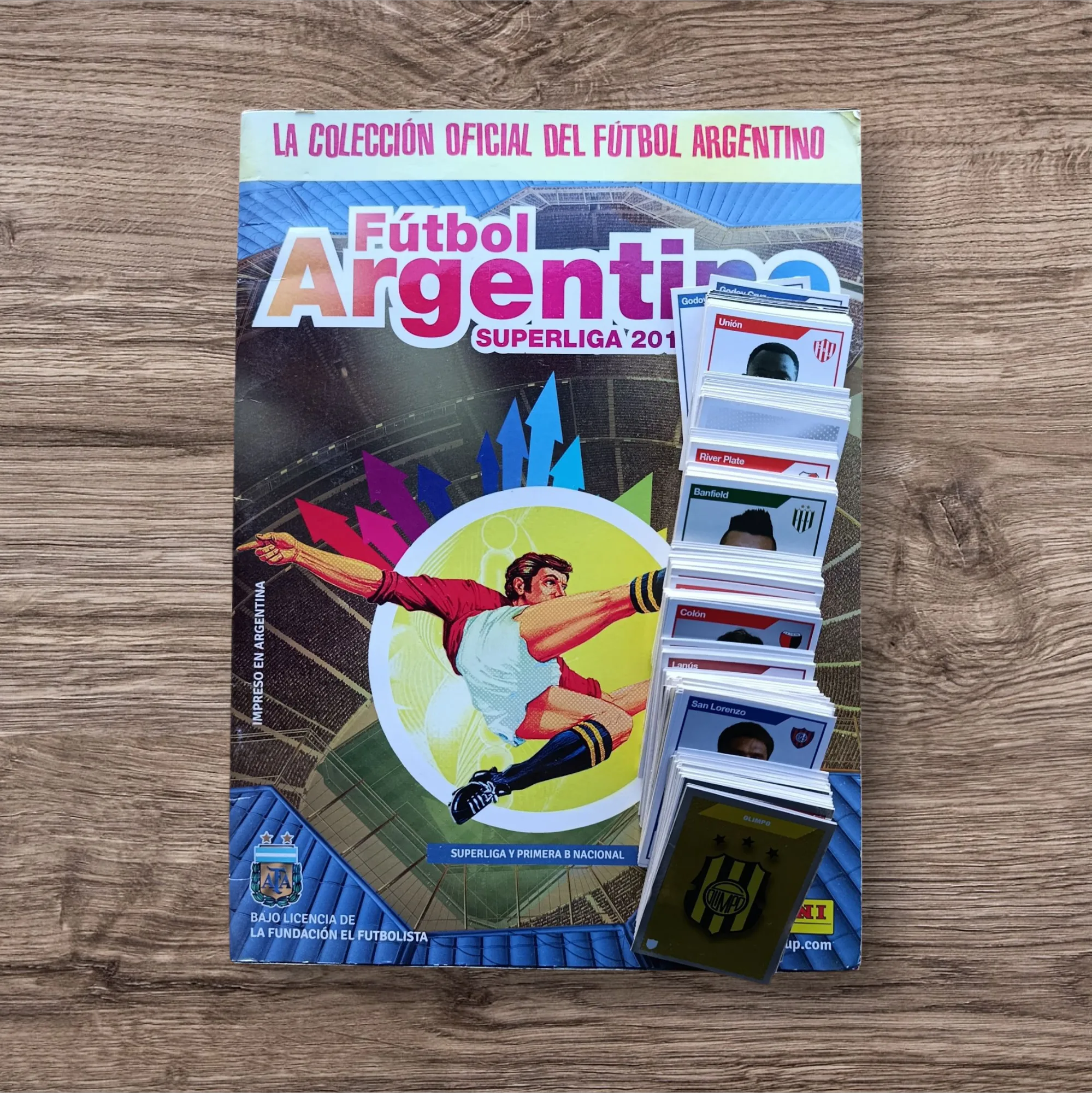 Álbum + 322 figuritas sin repetir Fútbol Argentino 2017/2018