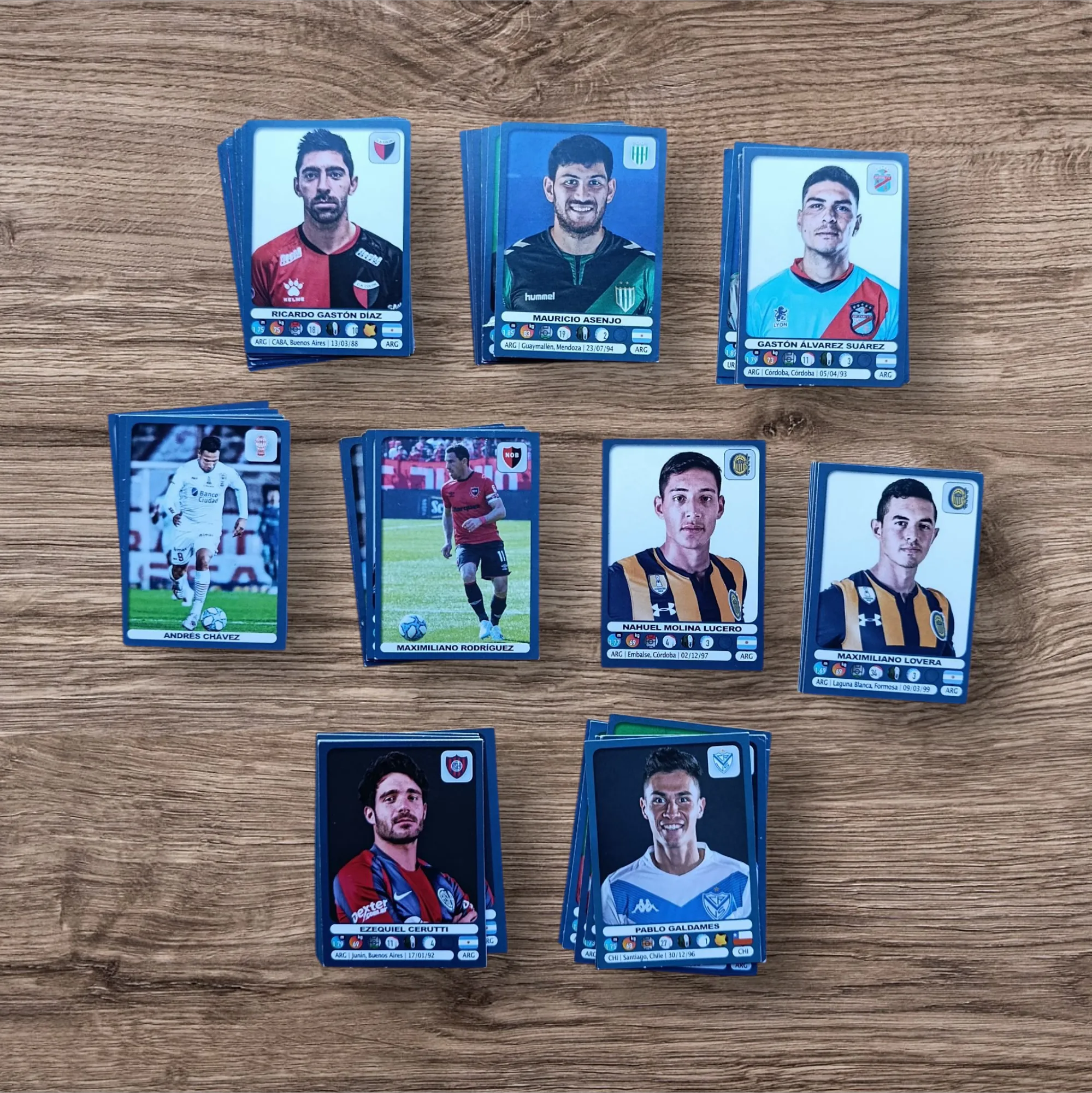 Lote 52 figuritas sin repetir Superliga Fútbol Argentino 2019-2020