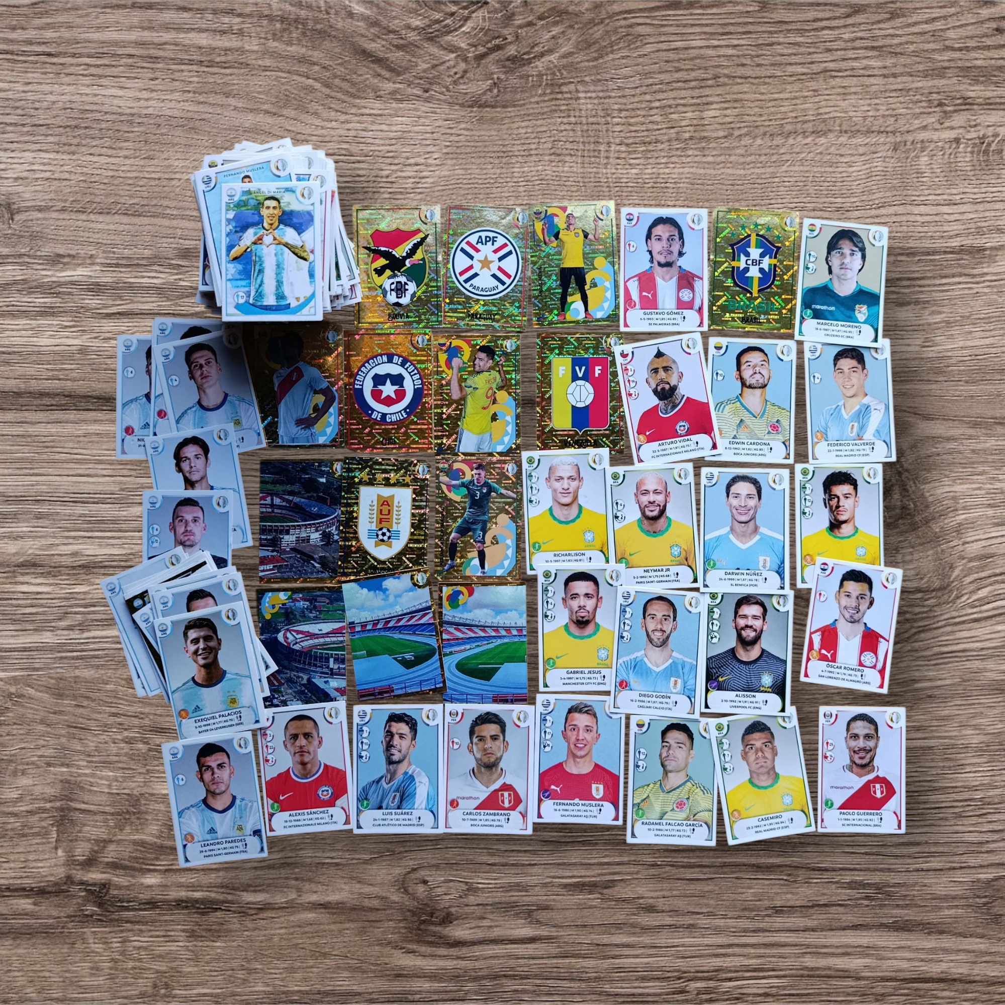 Lote 346 figuritas sin repetir Copa América 2021