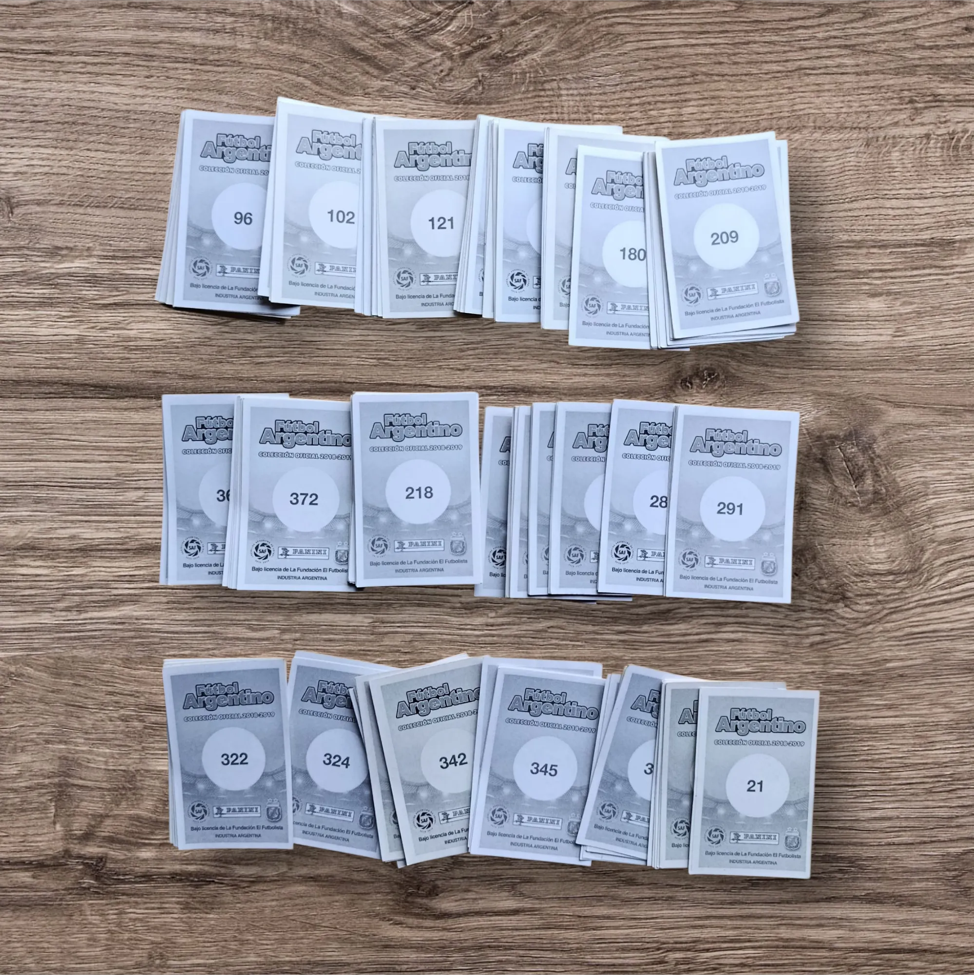 Lote 188 figuritas sin repetir Fútbol Argentino 2018-2019