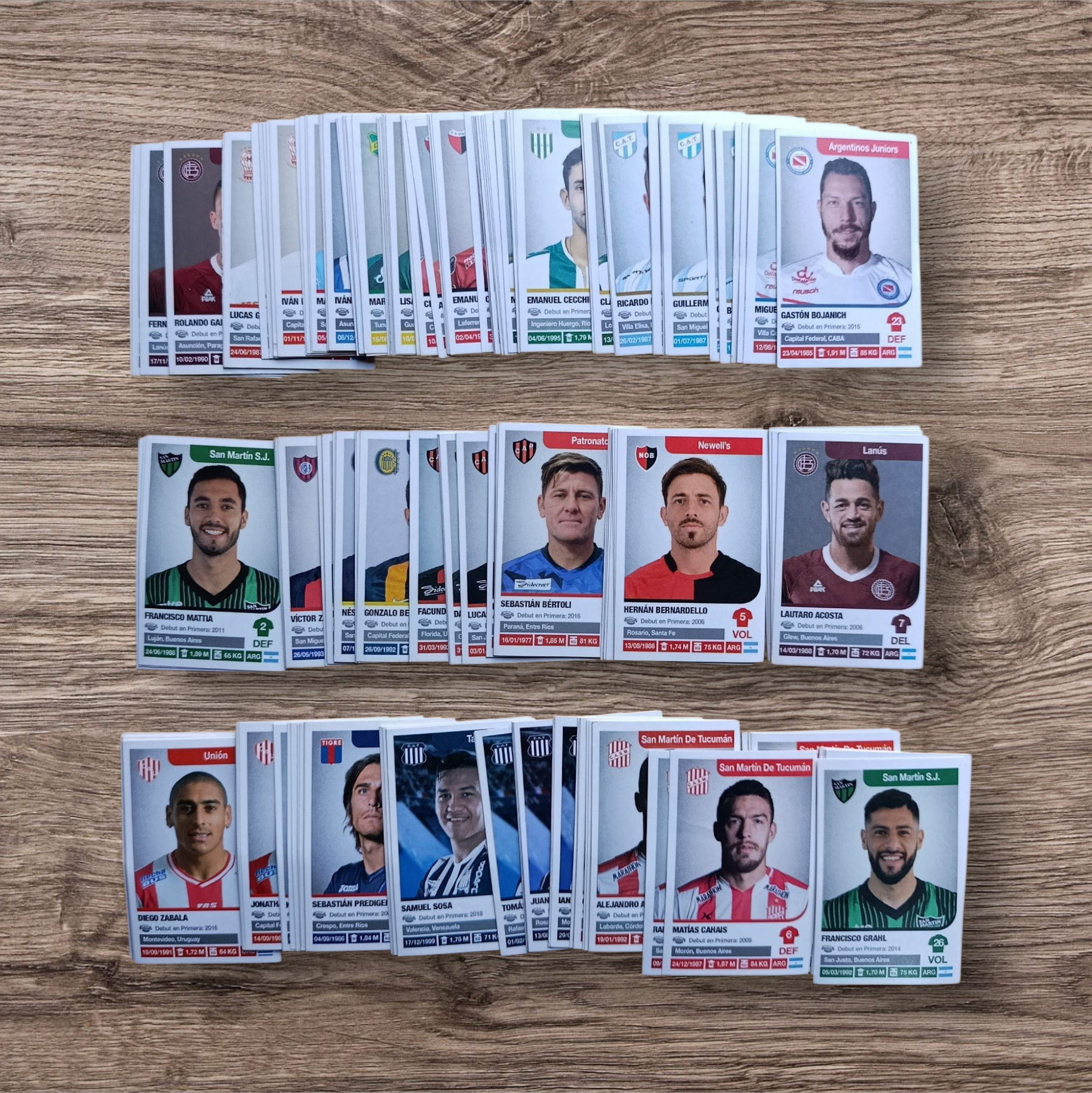Lote 188 figuritas sin repetir Fútbol Argentino 2018-2019