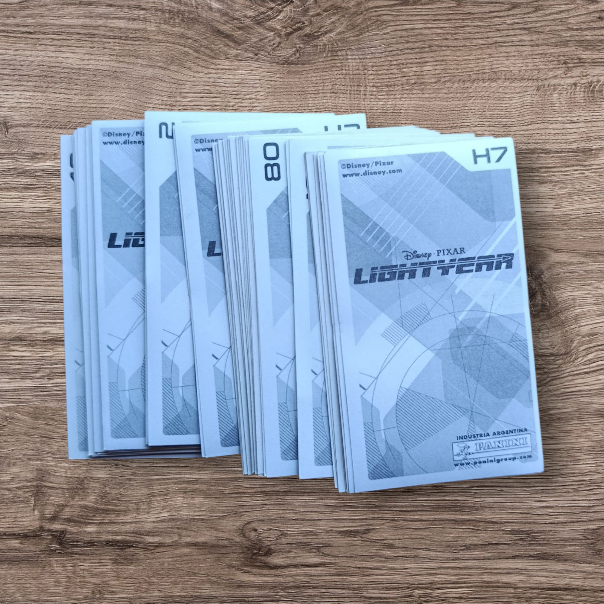 Lote 52 figuritas sin repetir Lightyear