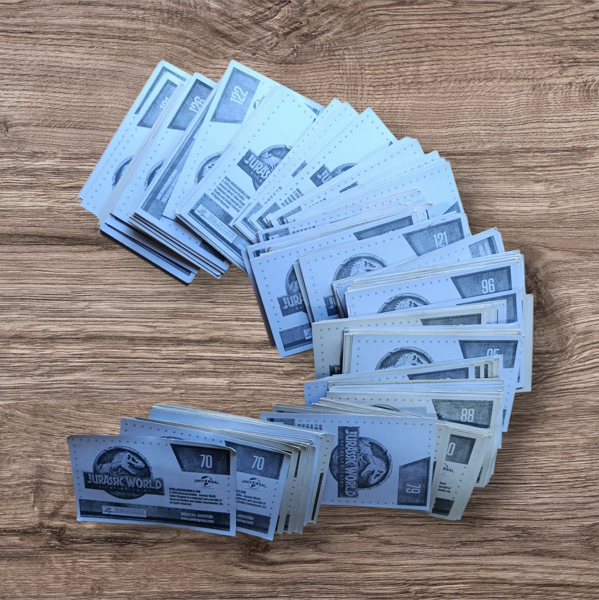 Lote 311 figuritas Jurassic World El reino caido