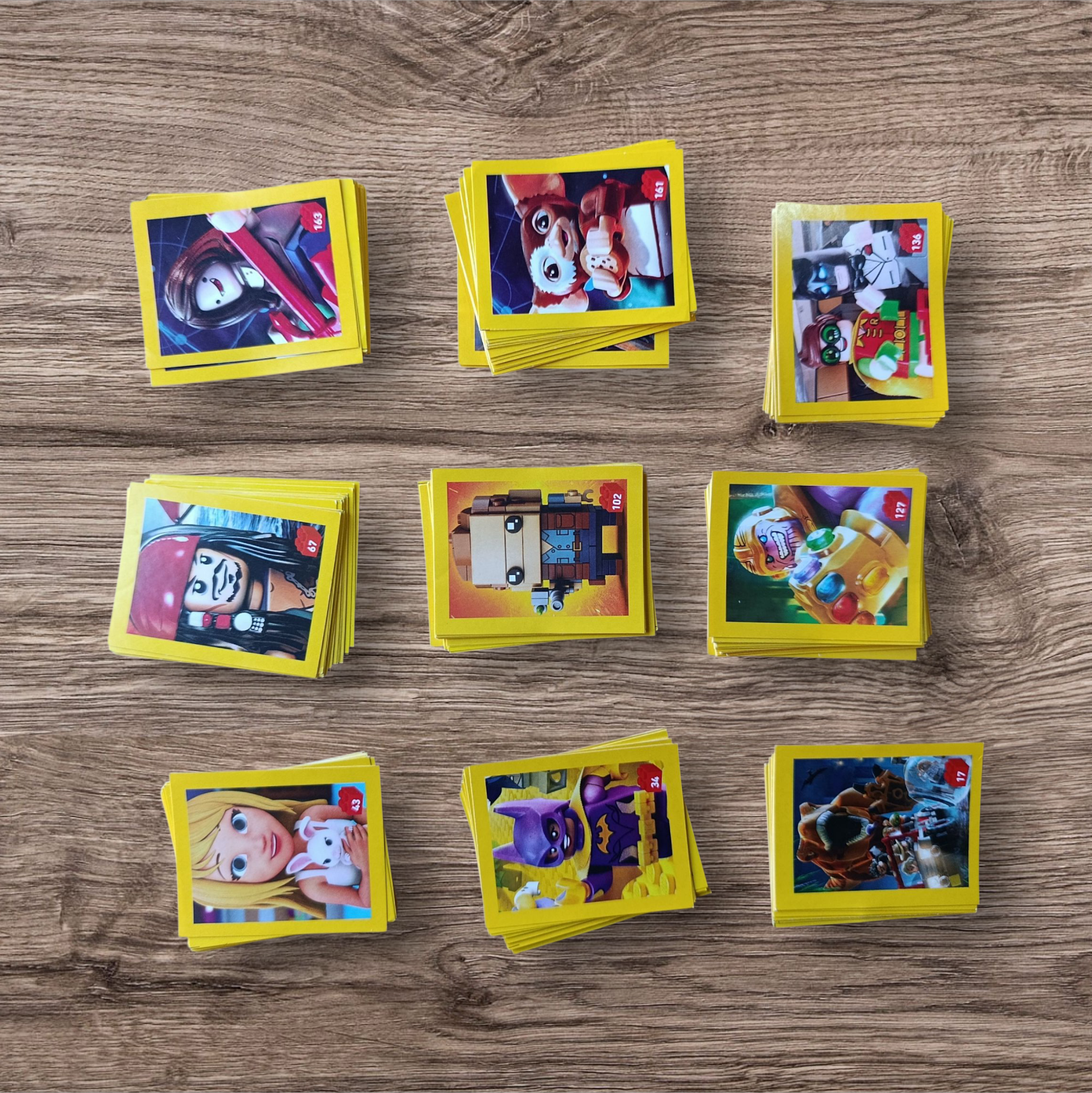 Lote 161 figuritas sin repetir Lego