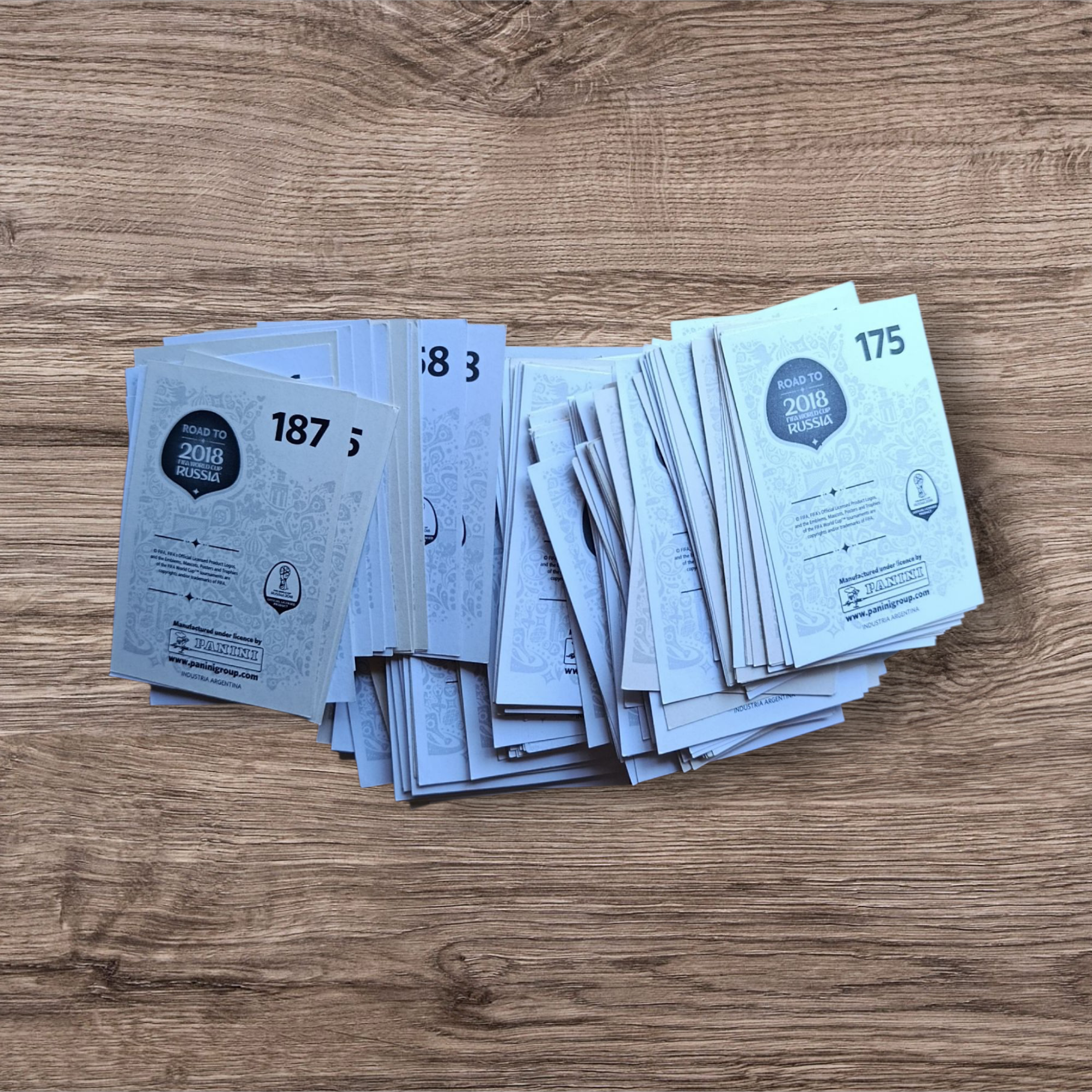 Lote 208 figuritas sin repetir Road to Rusia 2018