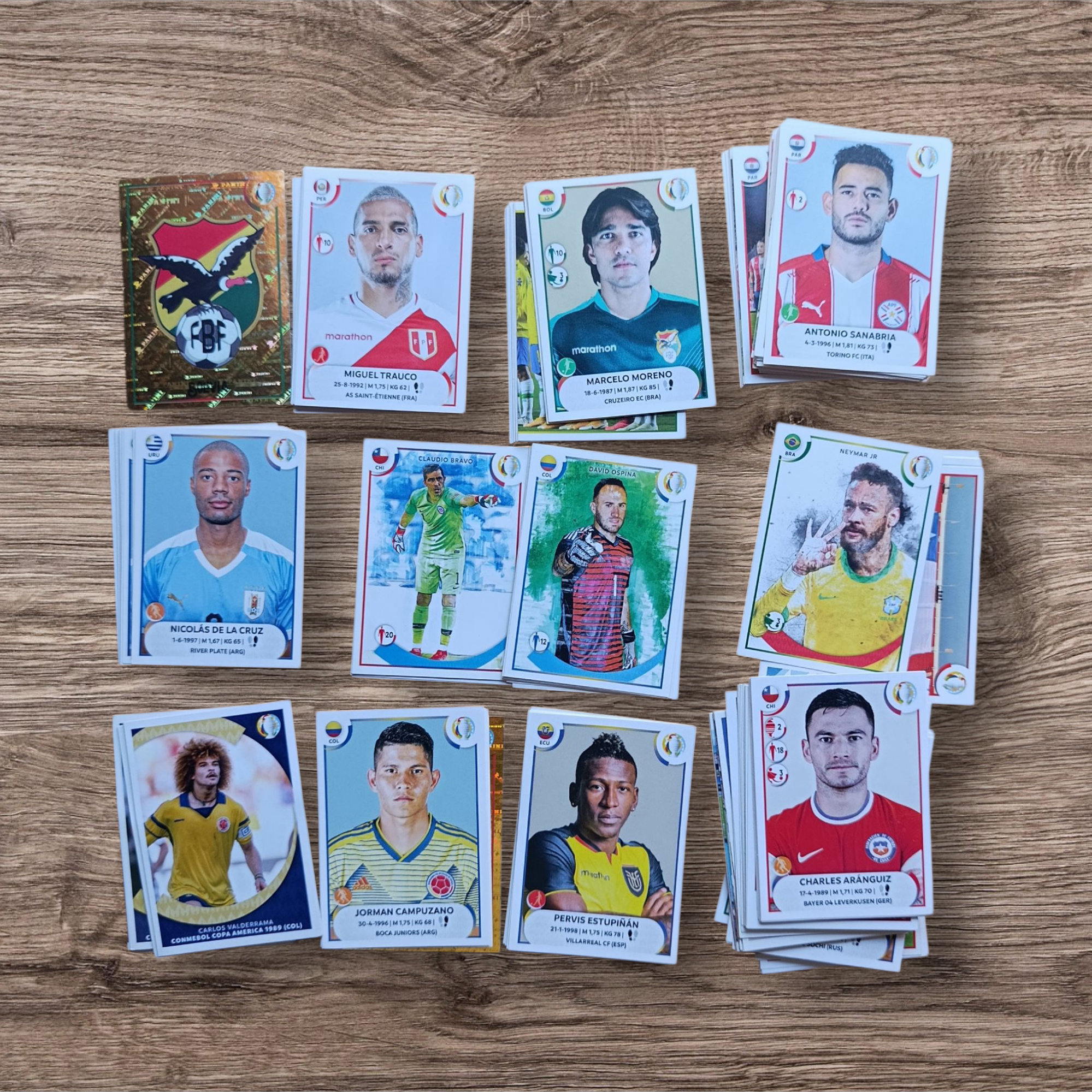 Lote 187 figuritas sin repetir Copa América 2021