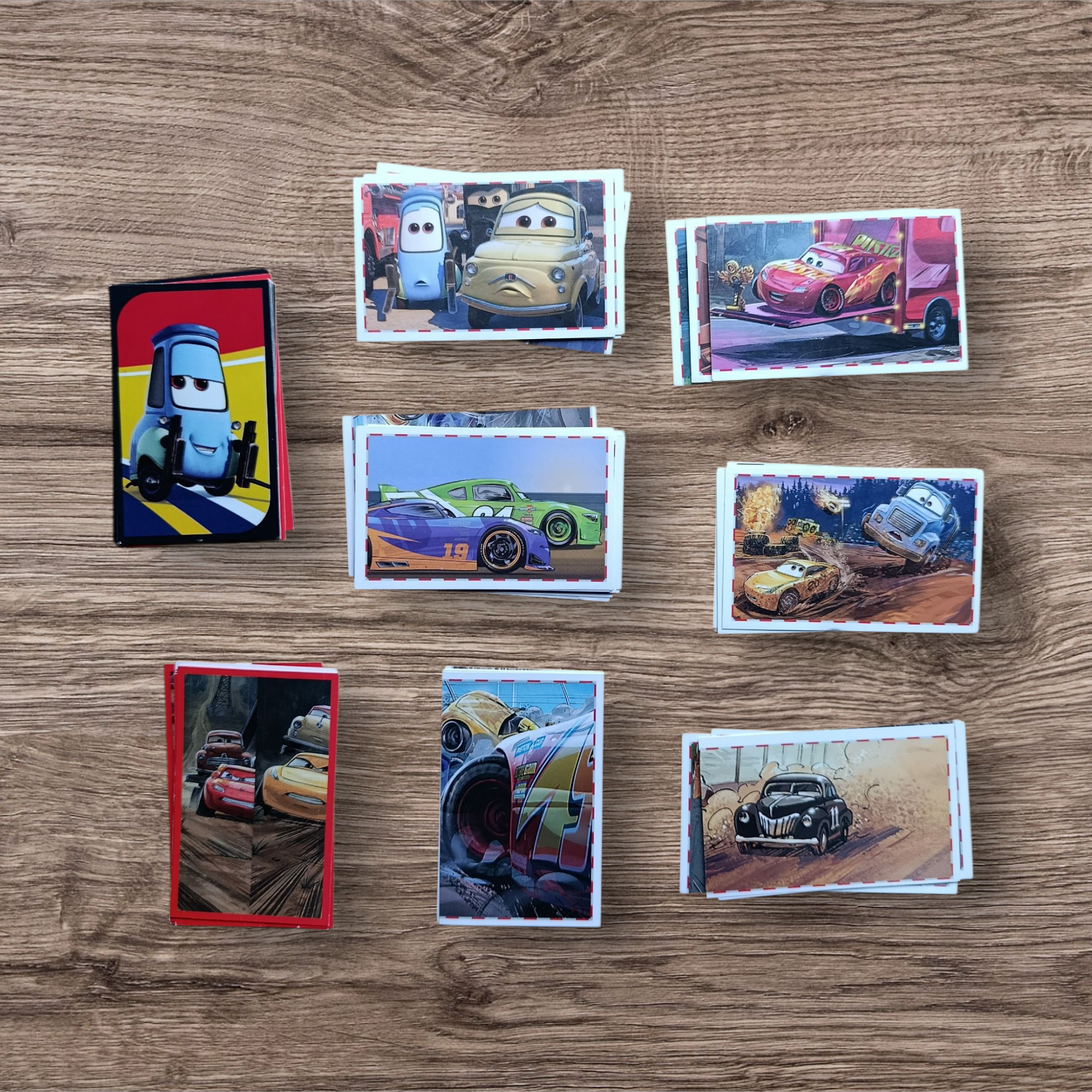 Lote 63 figuritas sin repetir Cars 3