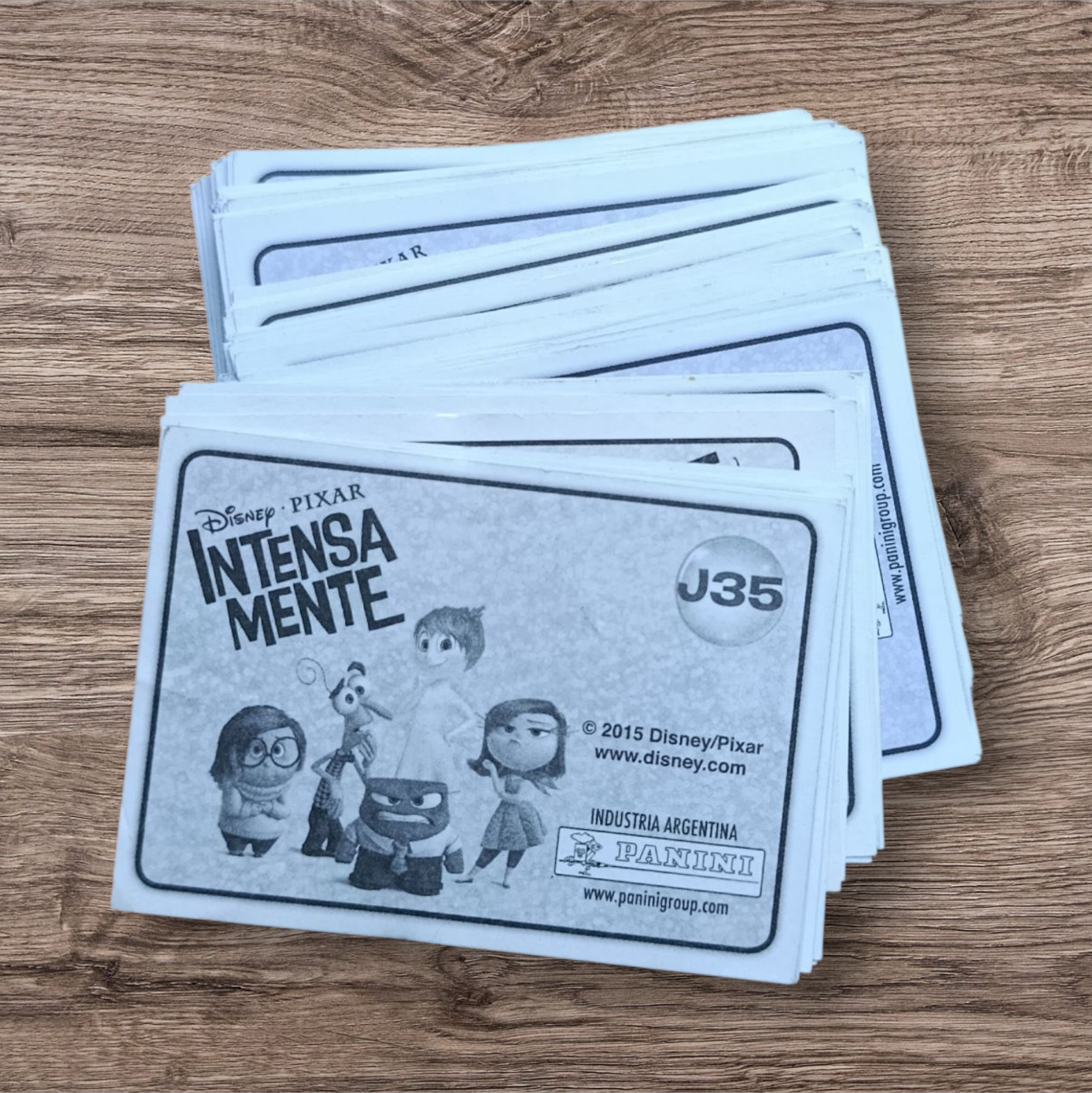 Lote 106 figuritas sin repetir Intensamente