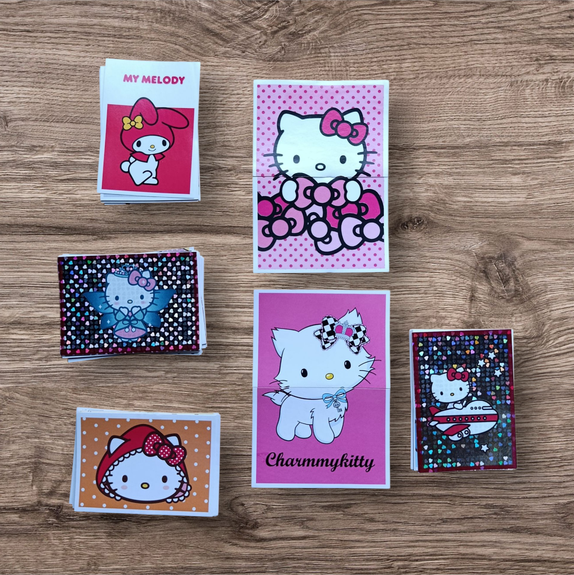 Lote 66 figuritas sin repetir Hello Kitty