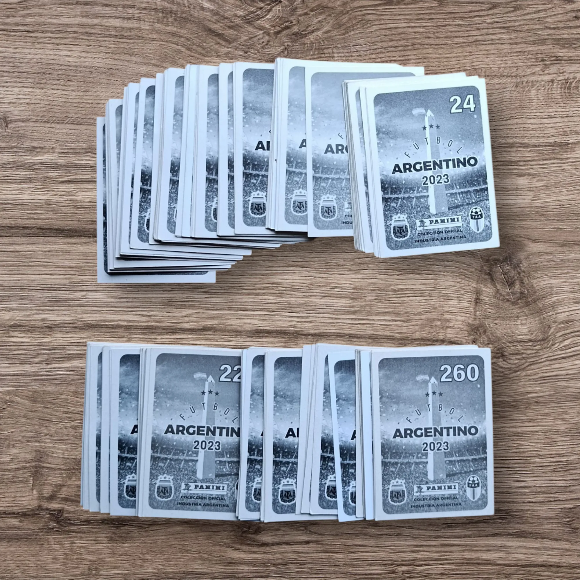 Lote 131 figuritas sin repetir Fútbol Argentino 2023