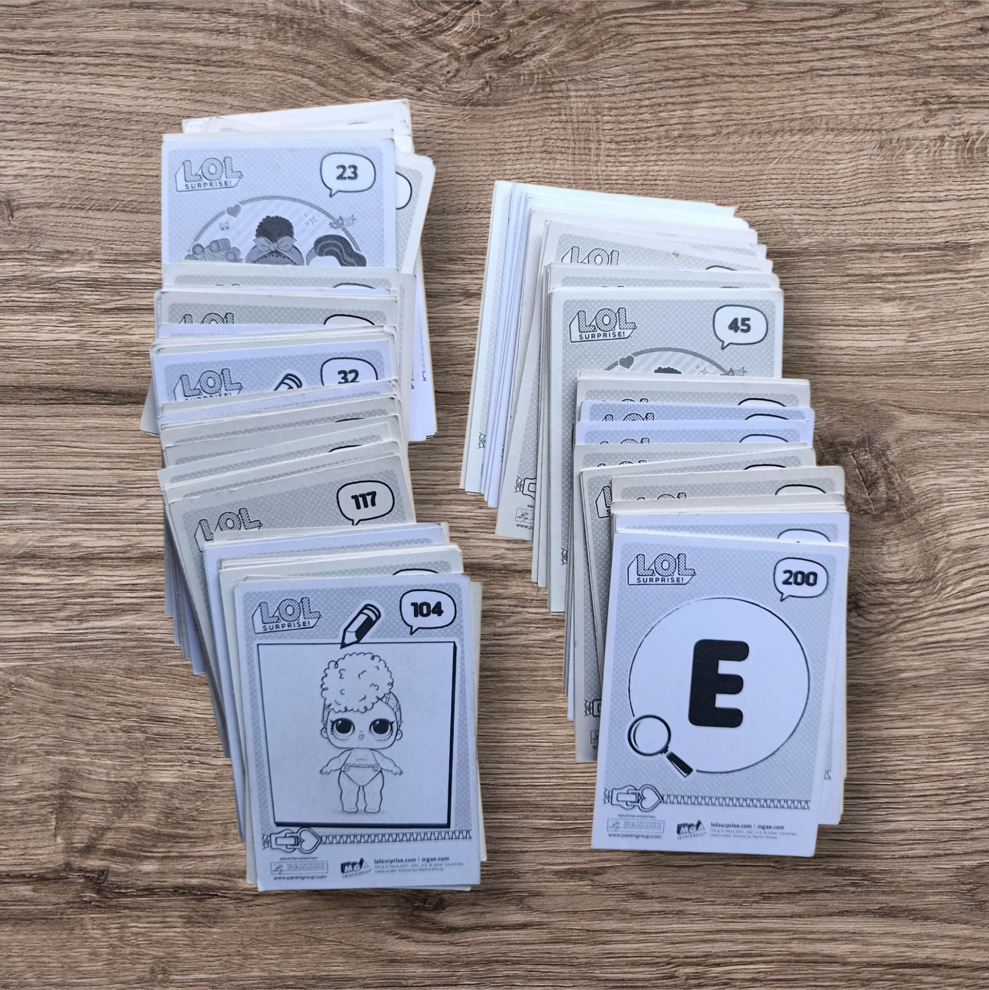 Lote 162 figuritas sin repetir Lol Surprise