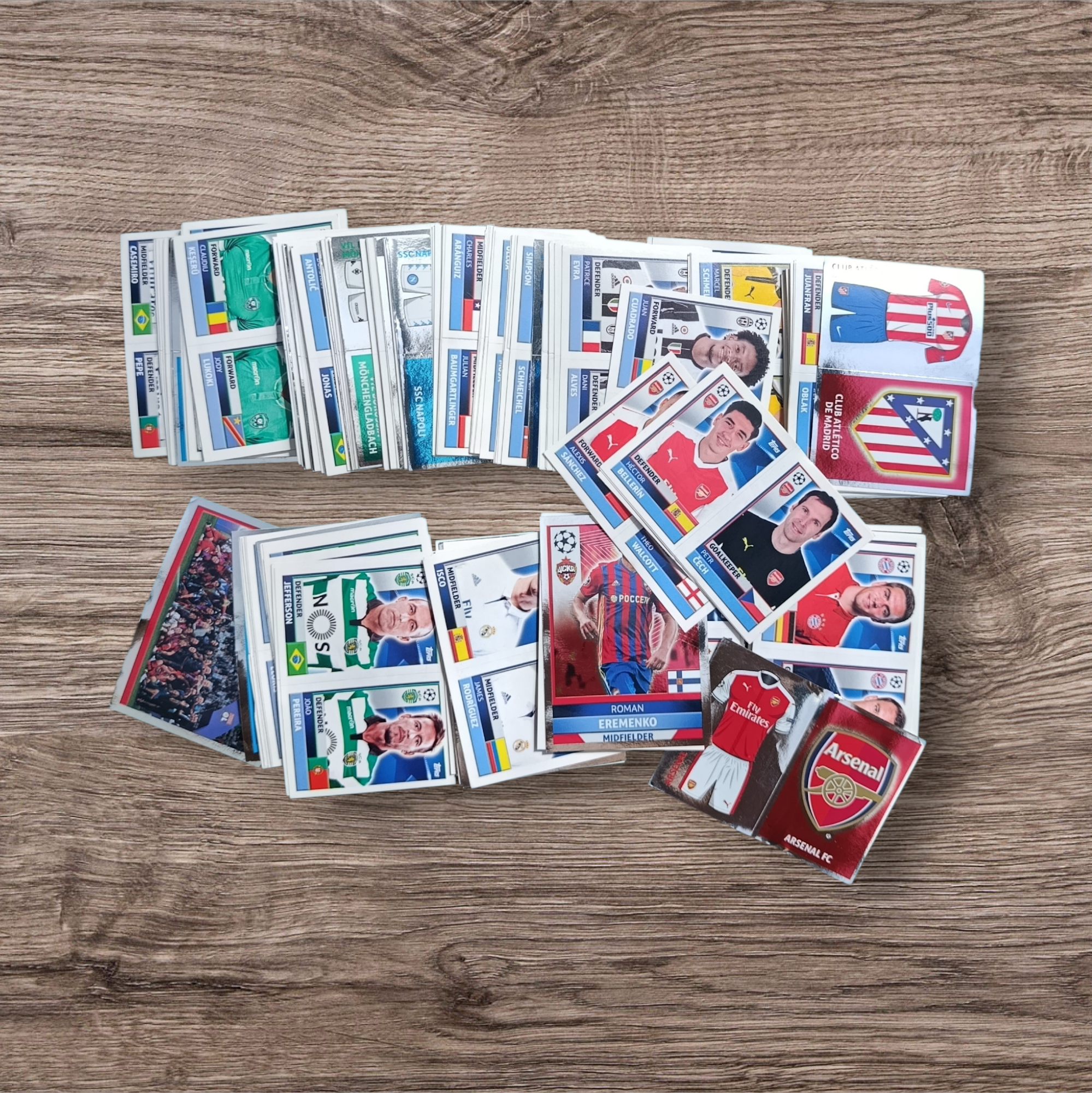 Lote 241 figuritas sin repetir Champions League