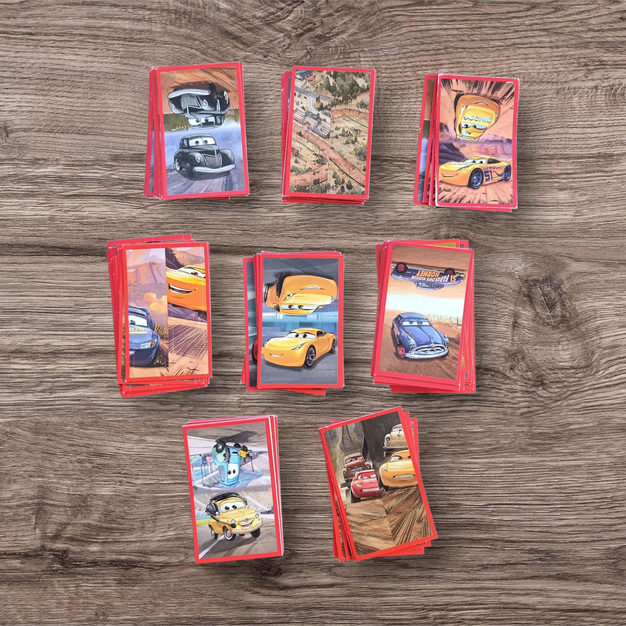 Lote 149 figuritas Cars 3