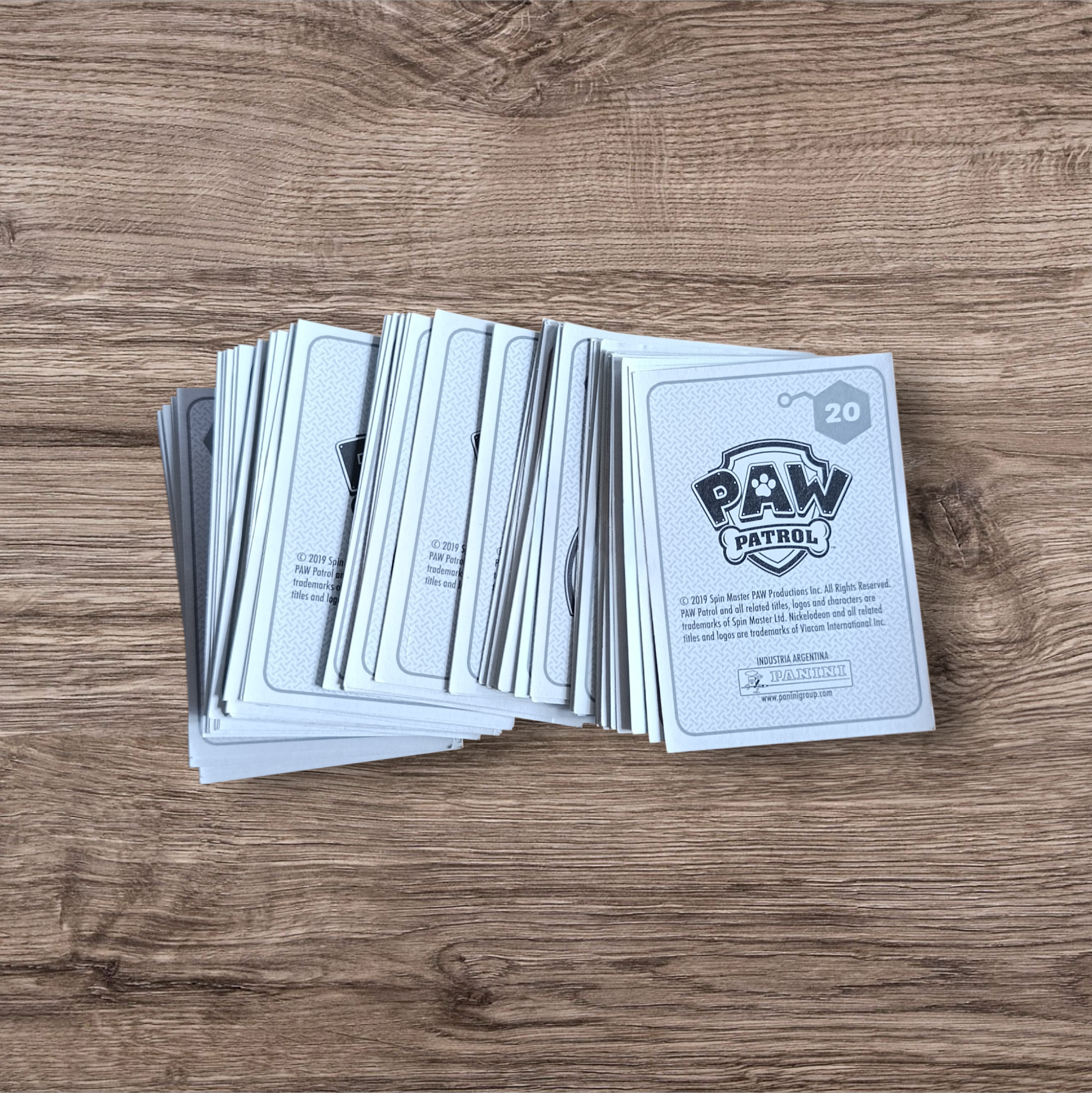 Lote 67 figuritas sin repetir Paw Patrol