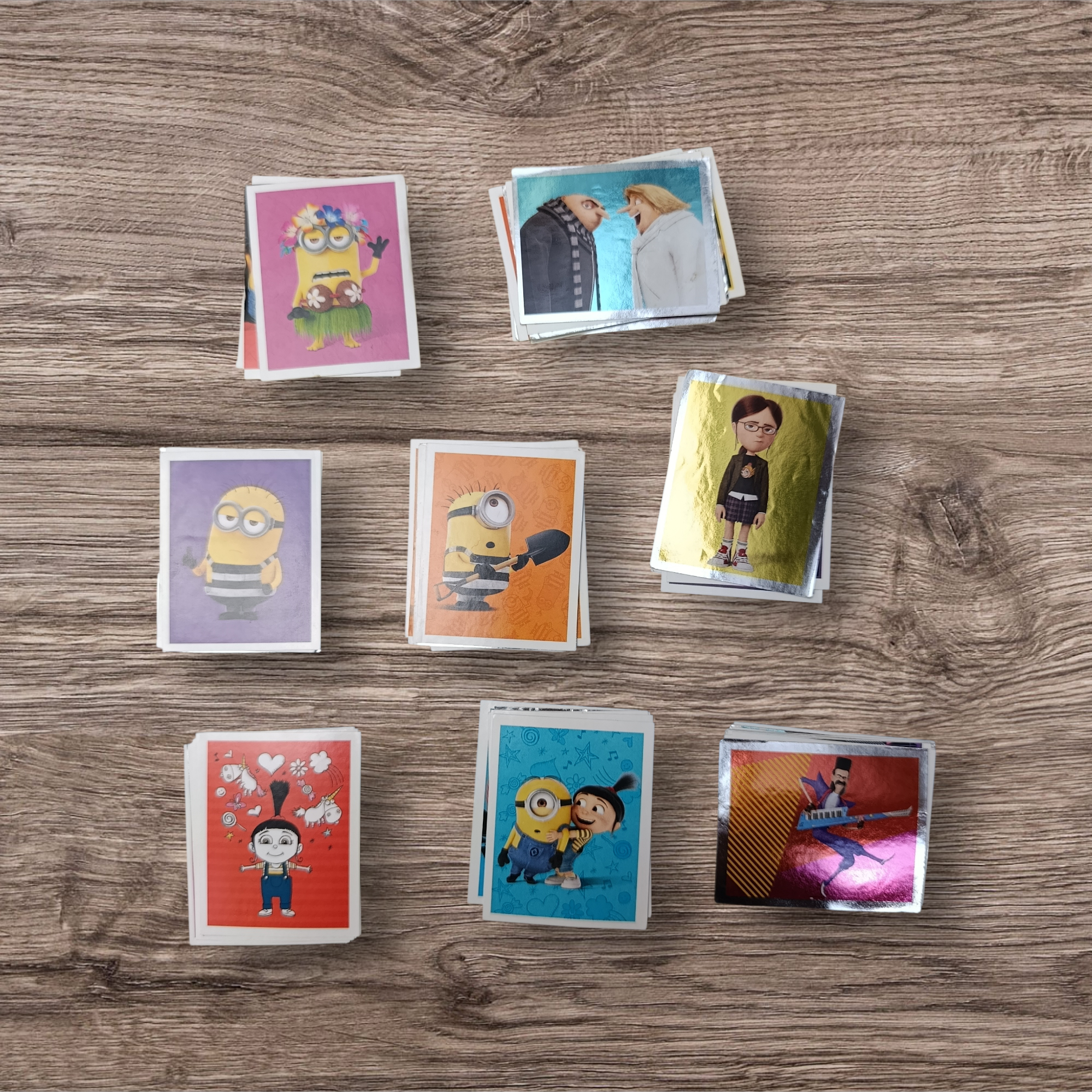 Lote 69 figuritas sin repetir Mi Villano Favorito 3