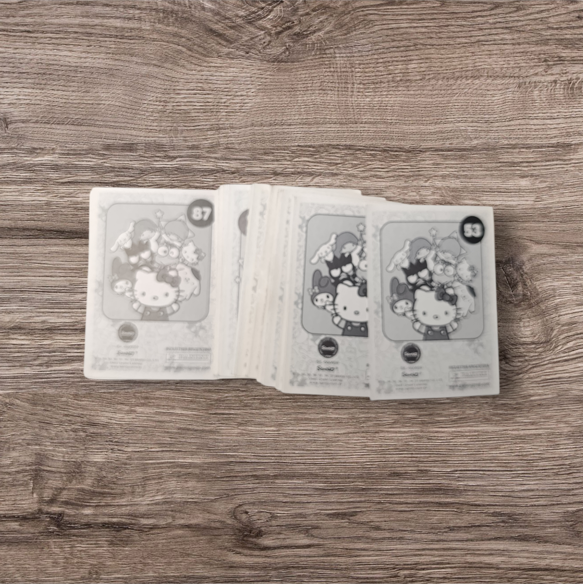 Lote 53 figuritas sin repetir Hello Kitty