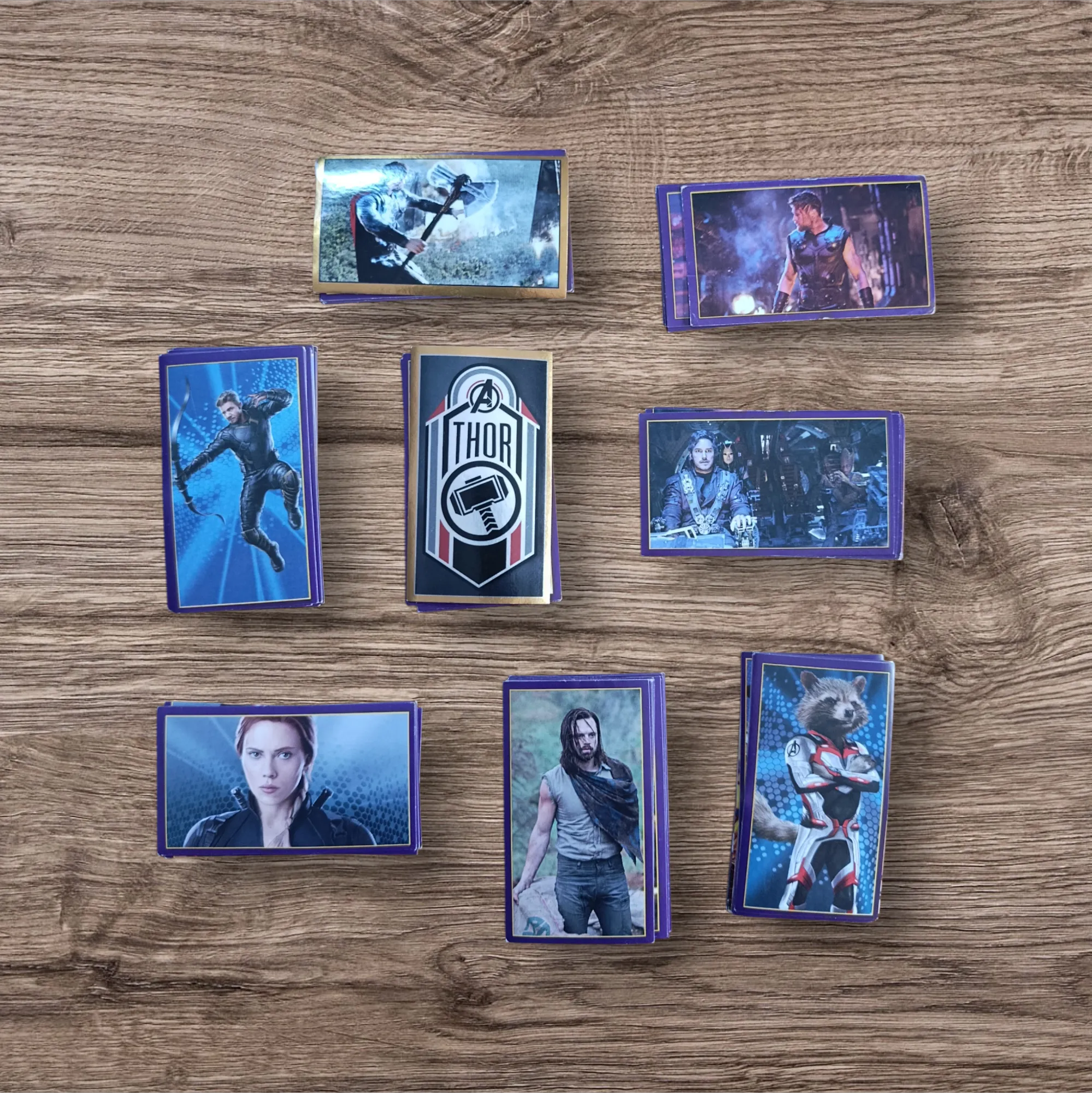 Lote 84 figuritas sin repetir Avengers Endgame
