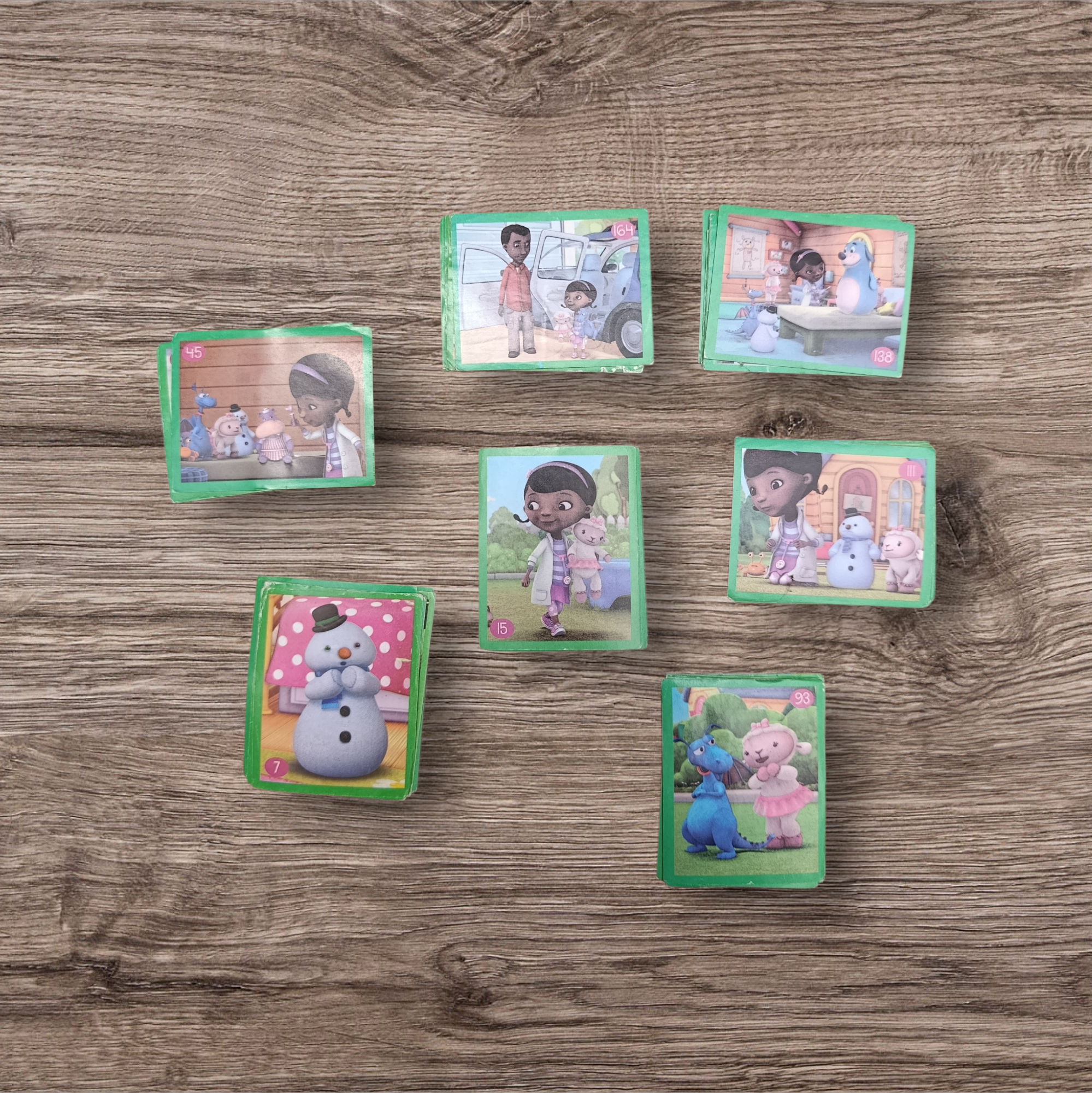 Lote 71 figuritas Doctora Juguetes