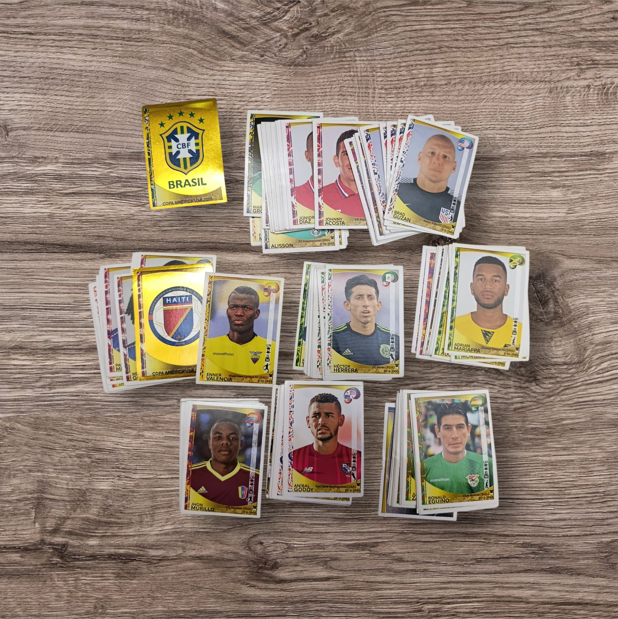 Lote 164 figuritas sin repetir Copa América 2016 Centenario
