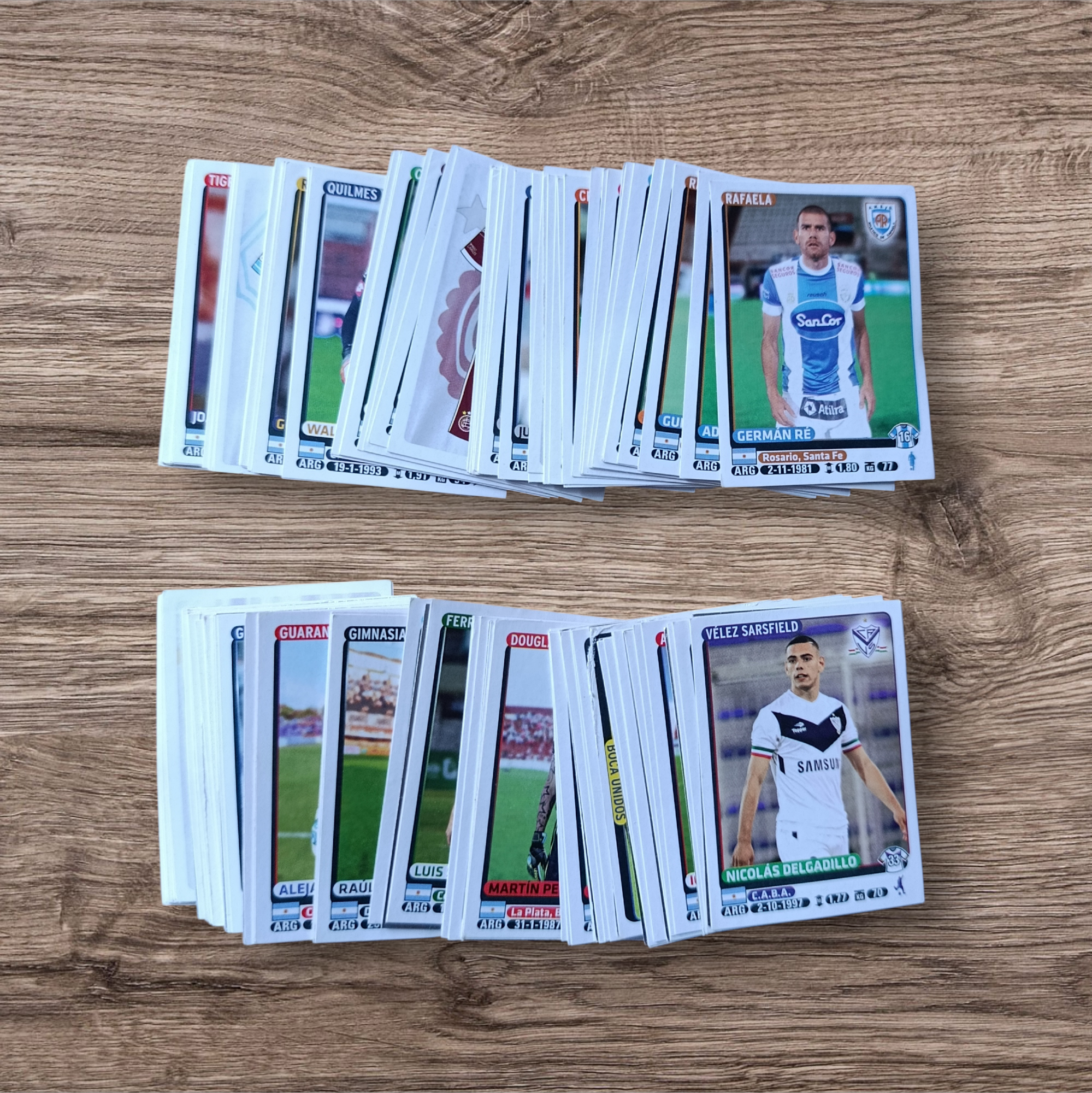 Lote 150 figuritas sin repetir Fútbol Argentino 2015