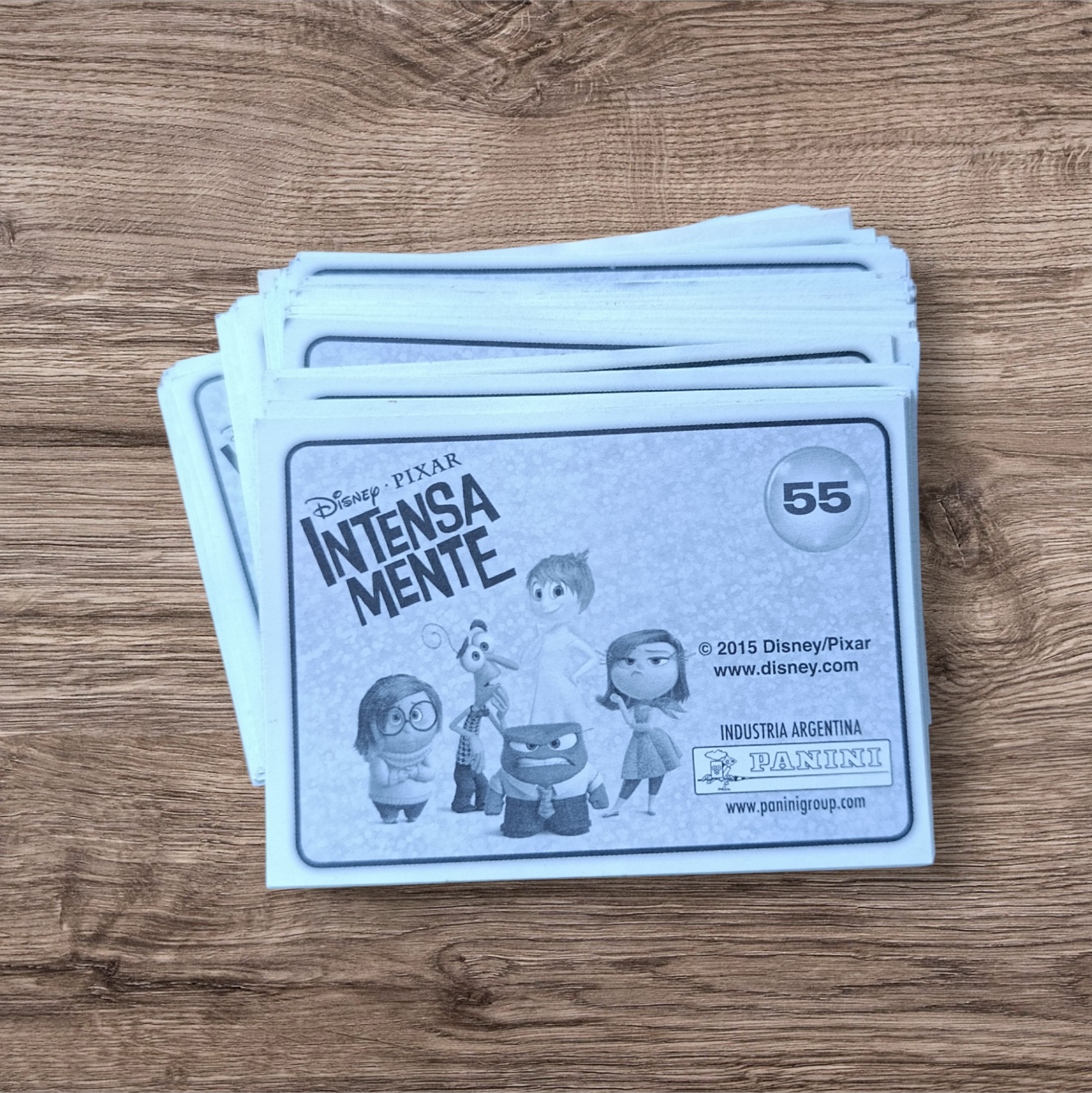 Lote 96 figuritas sin repetir Intensamente