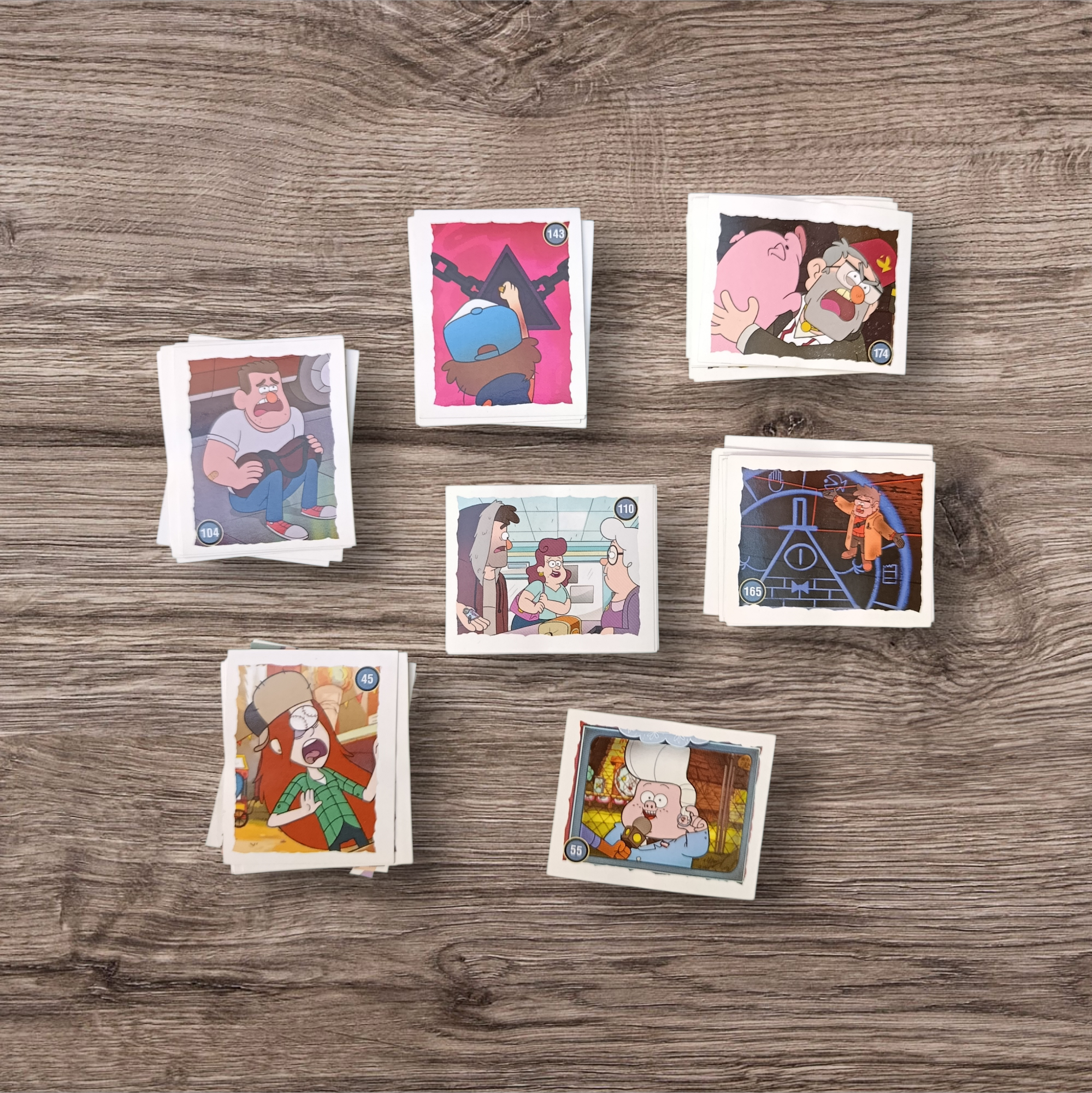 Lote 41 figuritas sin repetir Gravity Falls