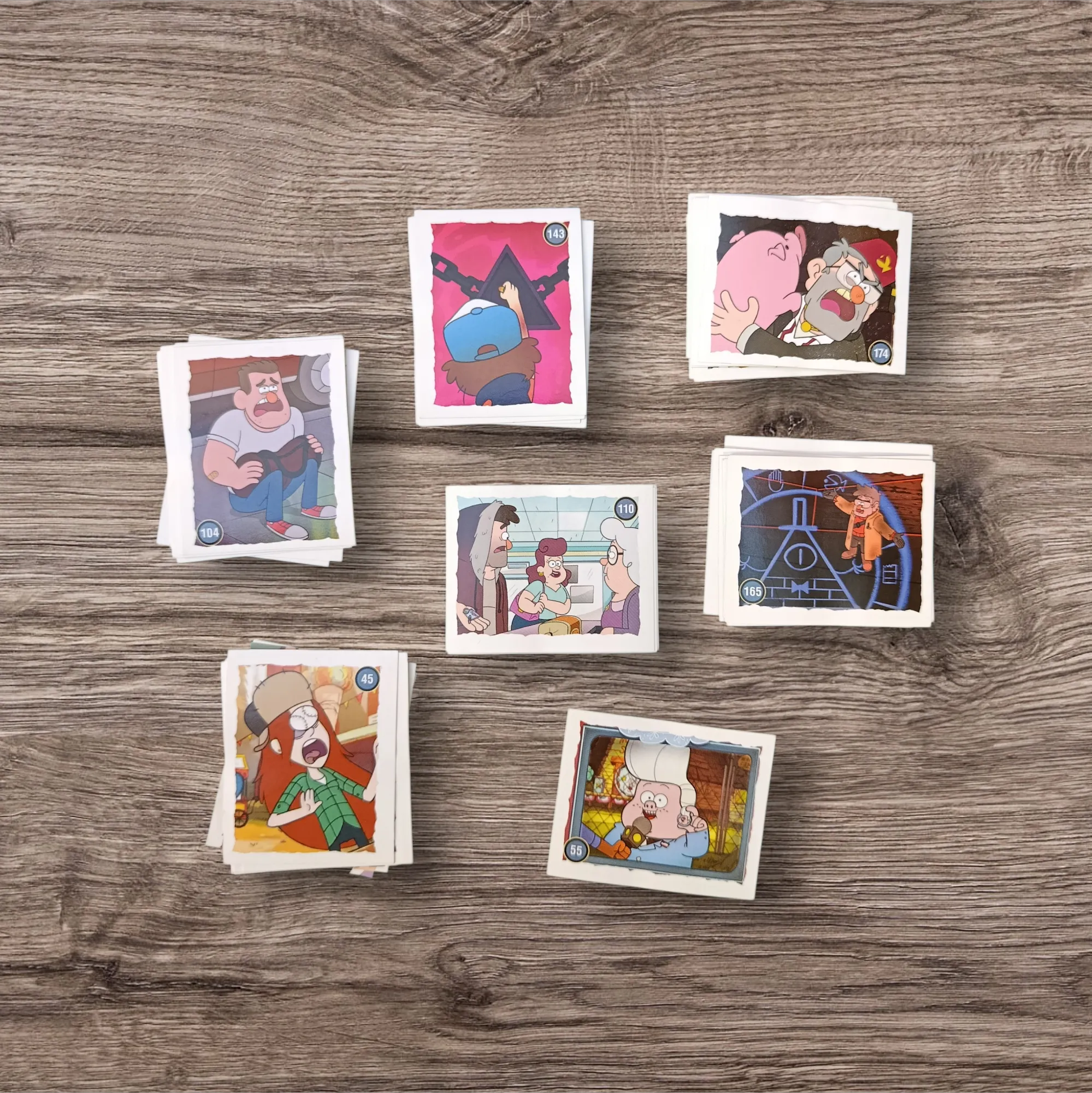 Lote 41 figuritas sin repetir Gravity Falls