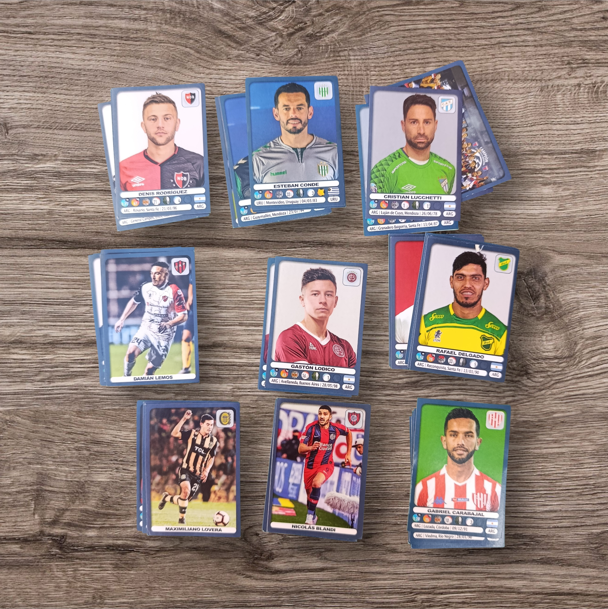 Lote 52 figuritas sin repetir Fútbol Argentino 2019-2020