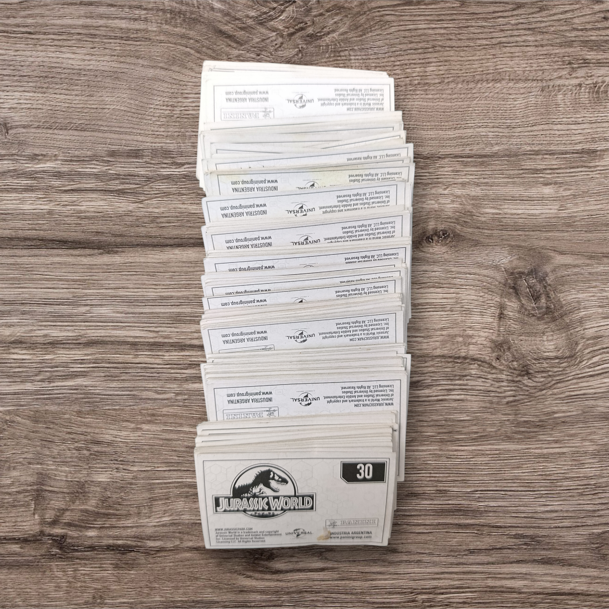 Lote 223 figuritas Jurassic World