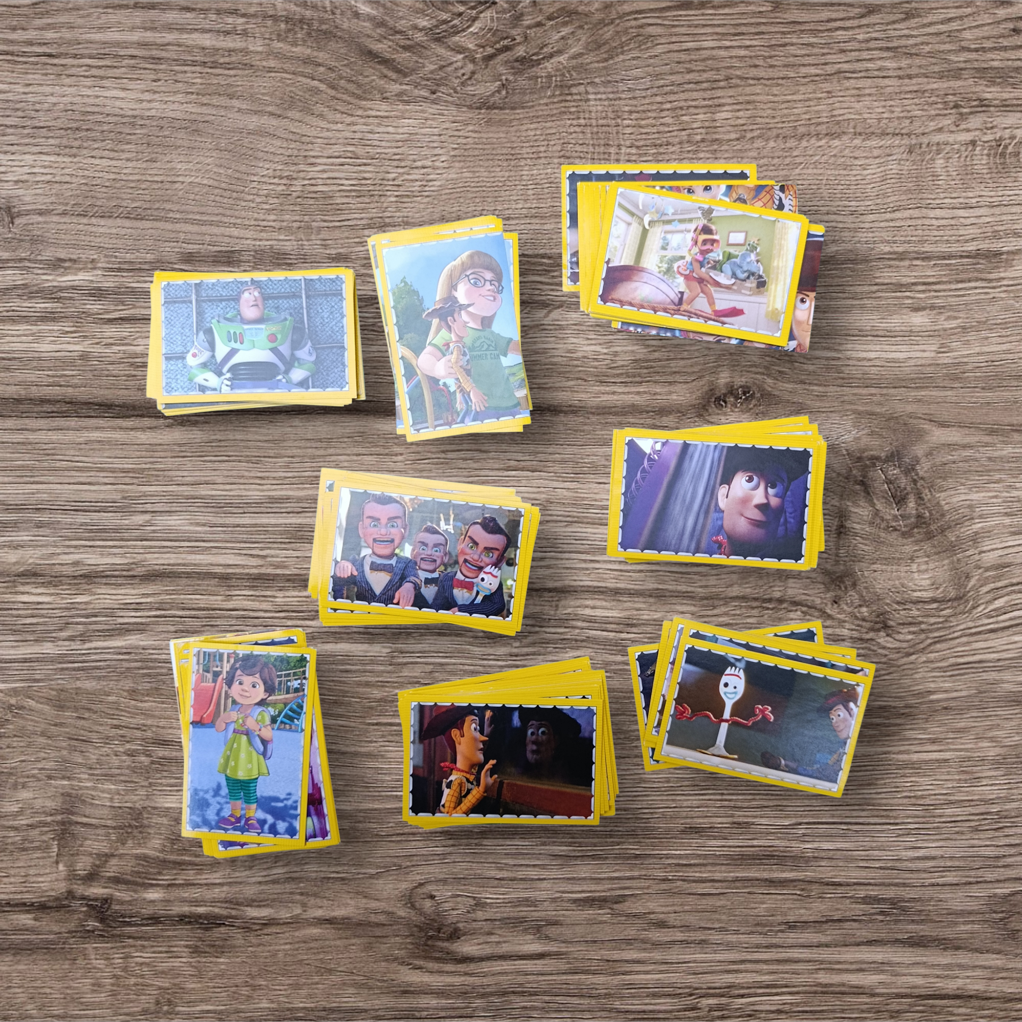 Lote 164 figuritas sin repetir Toy Story 4