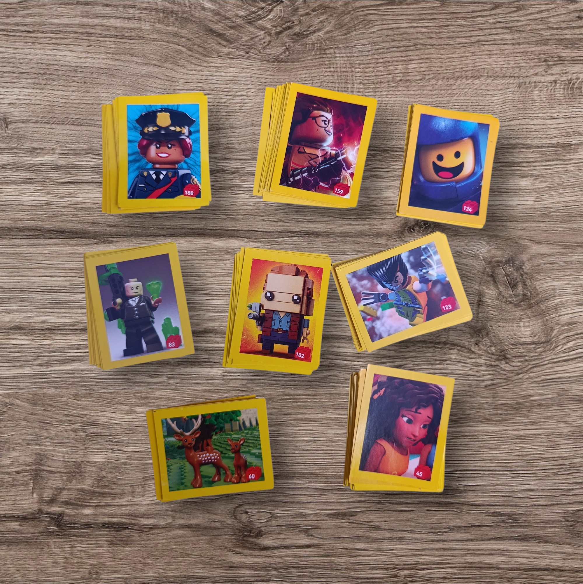 Lote 159 figuritas sin repetir Lego