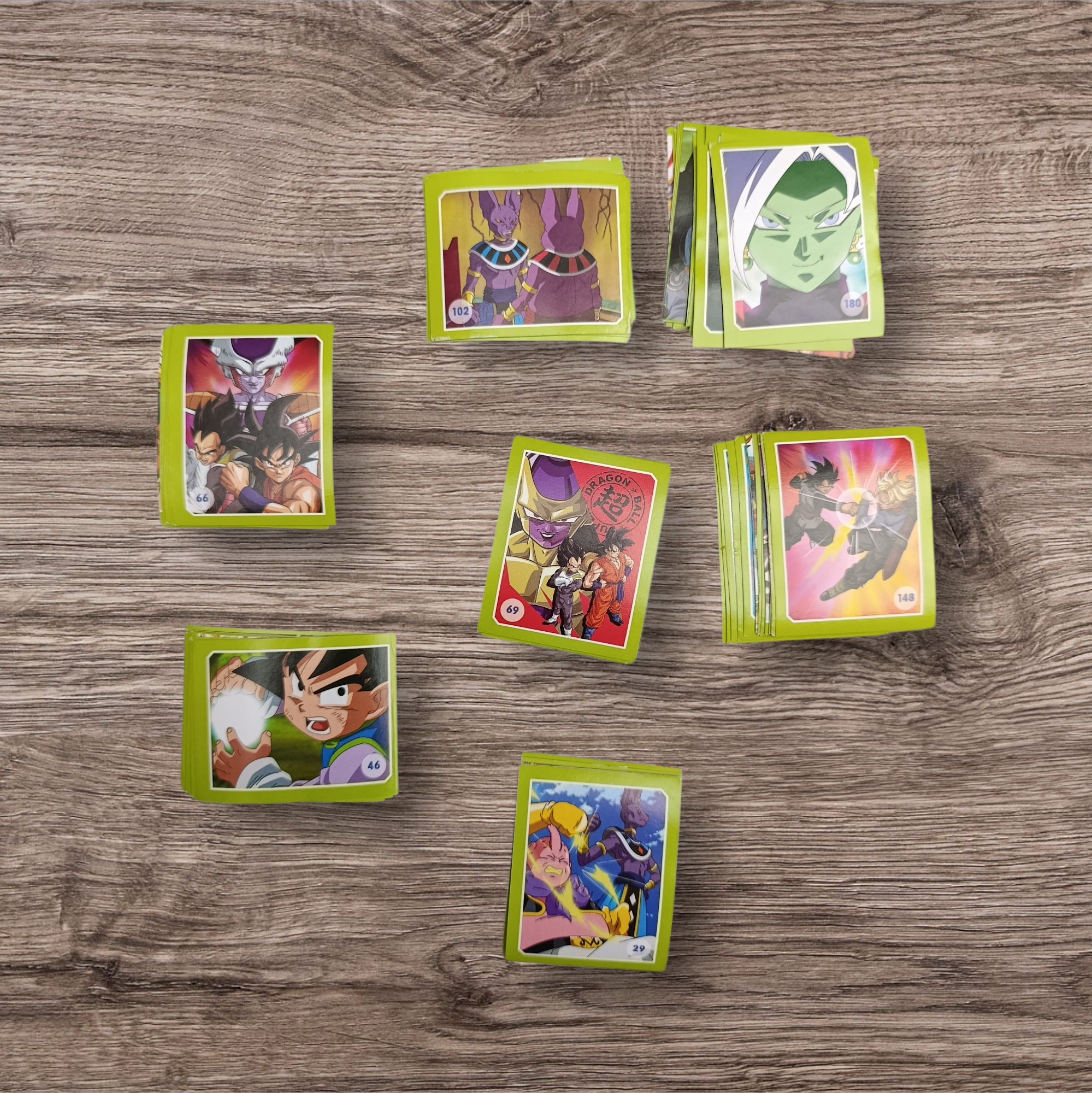 Lote 85 figuritas sin repetir Dragon Ball