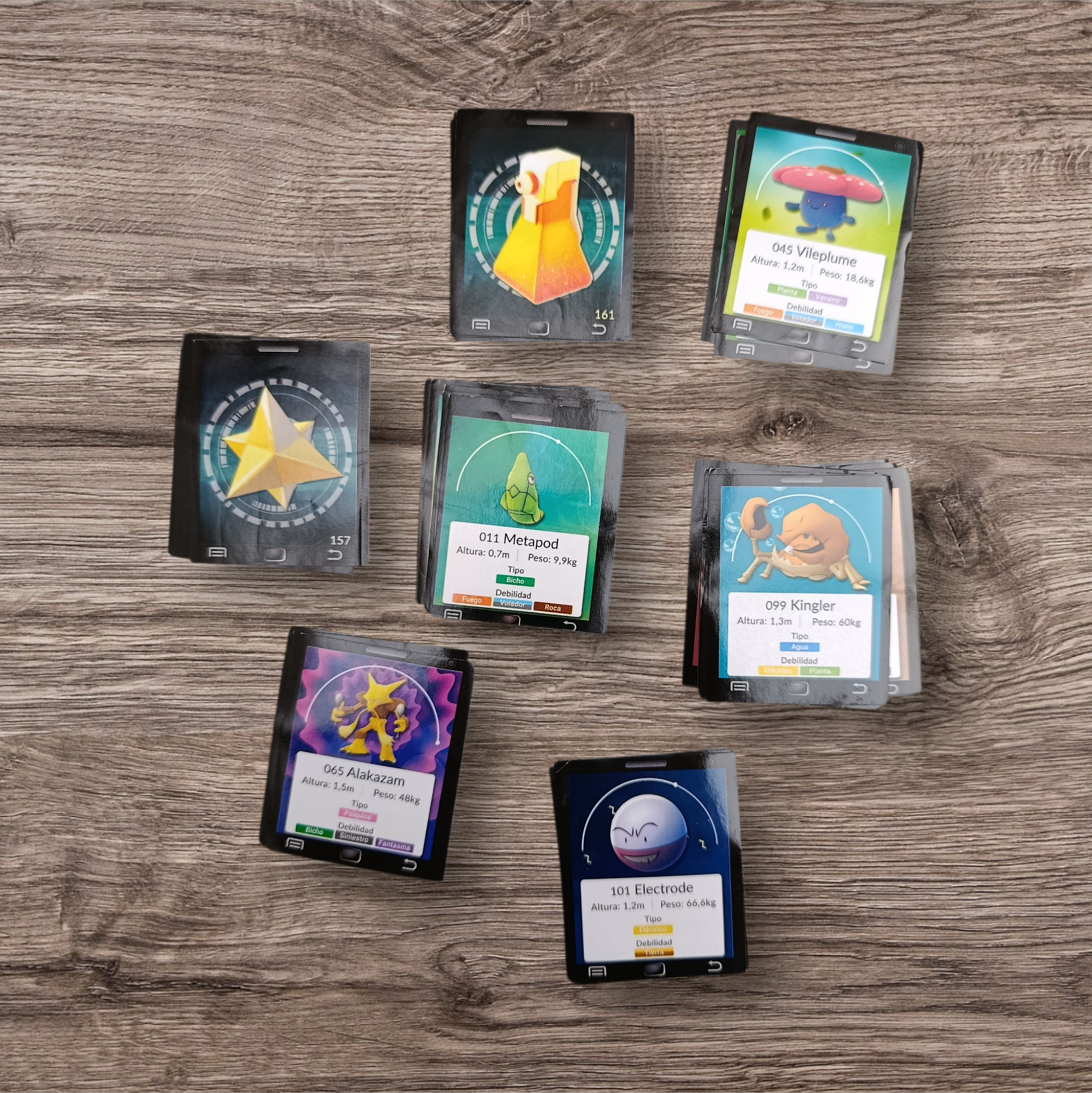 Lote 31 figuritas sin repetir Pokemon Go