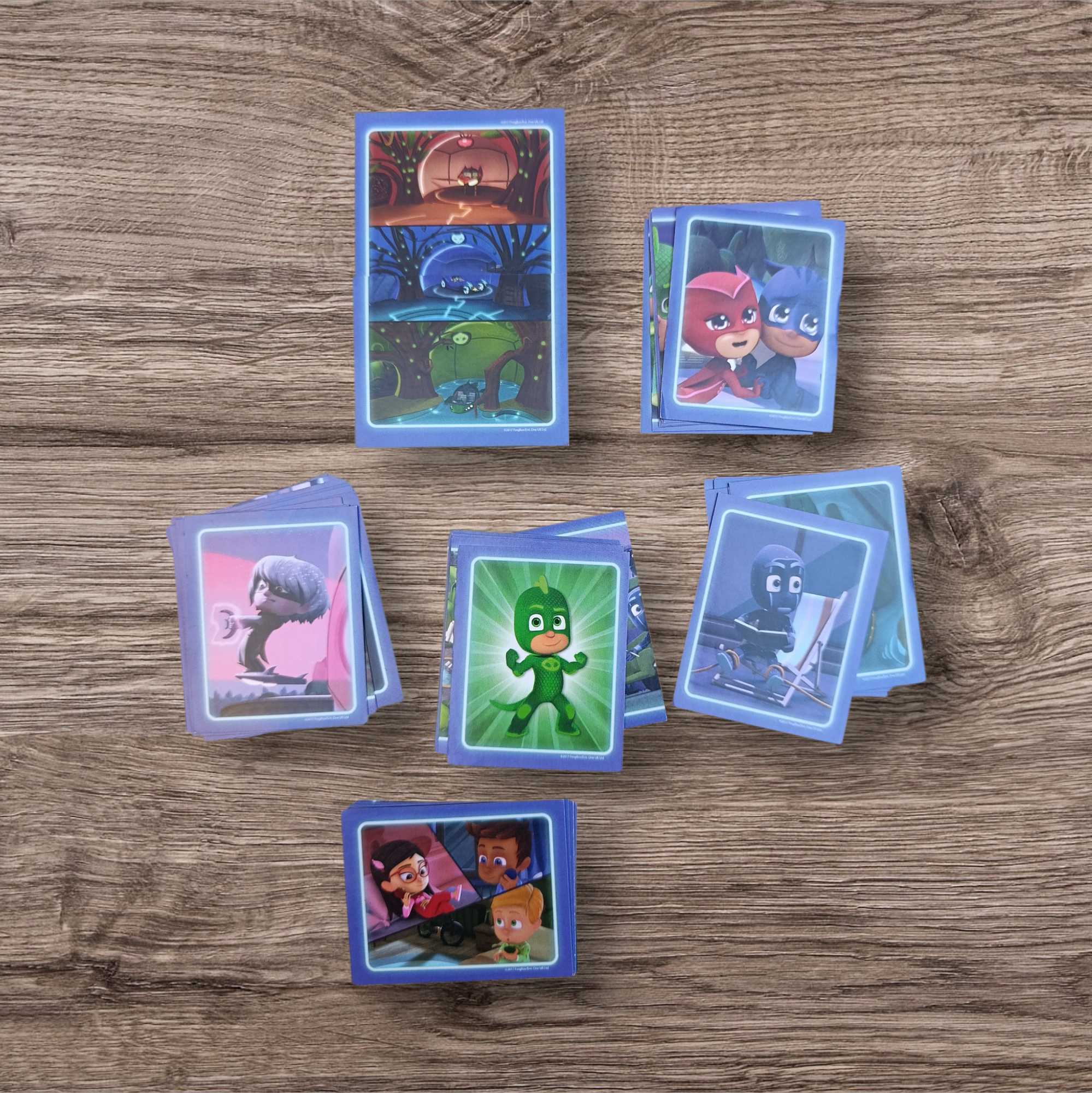 Lote 66 figuritas sin repetir Pj Masks