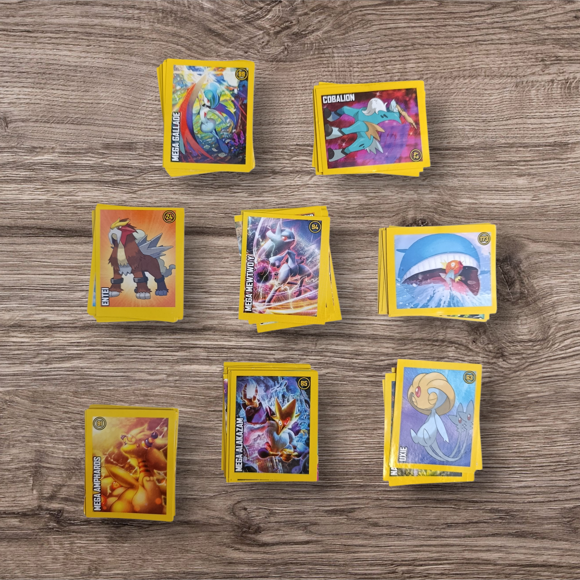 Lote 87 figuritas sin repetir Pokemon