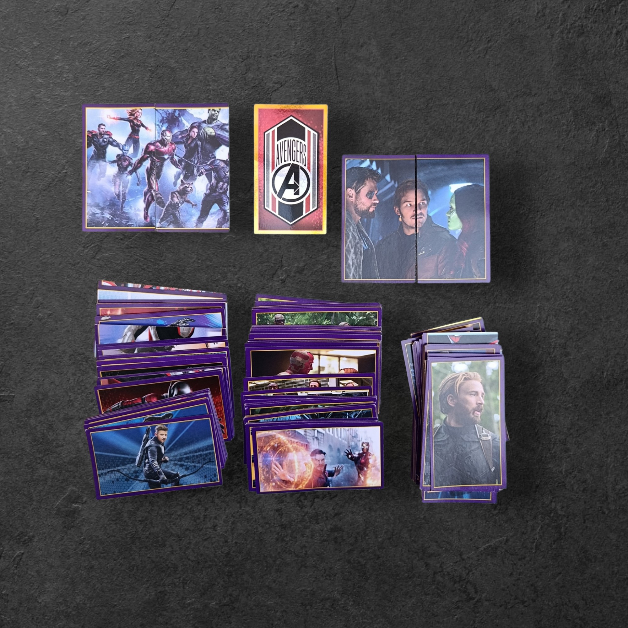 Lote de 187 Figuritas de Avengers: Endgame (Panini) Sin Repetir