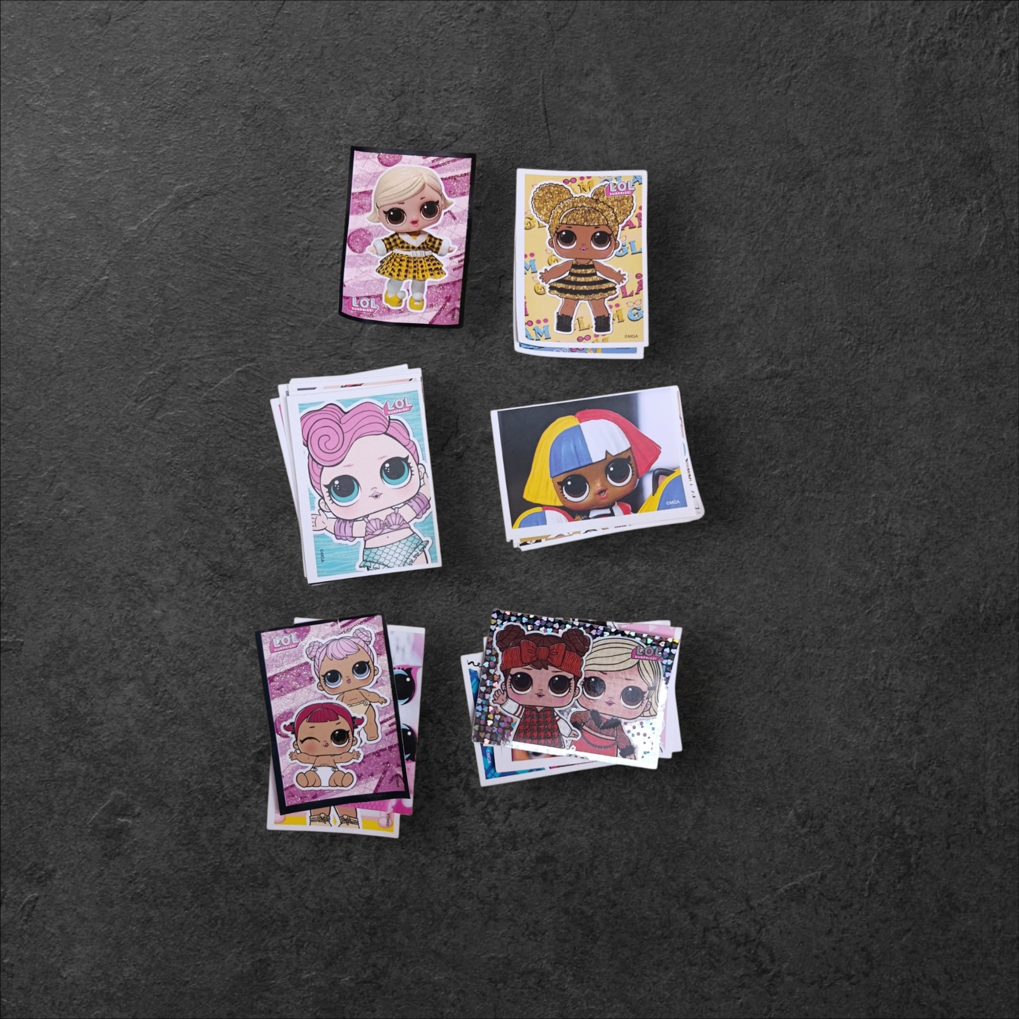 Lote de 33 Figuritas LOL Fashion Fun (Panini) Sin Repetir