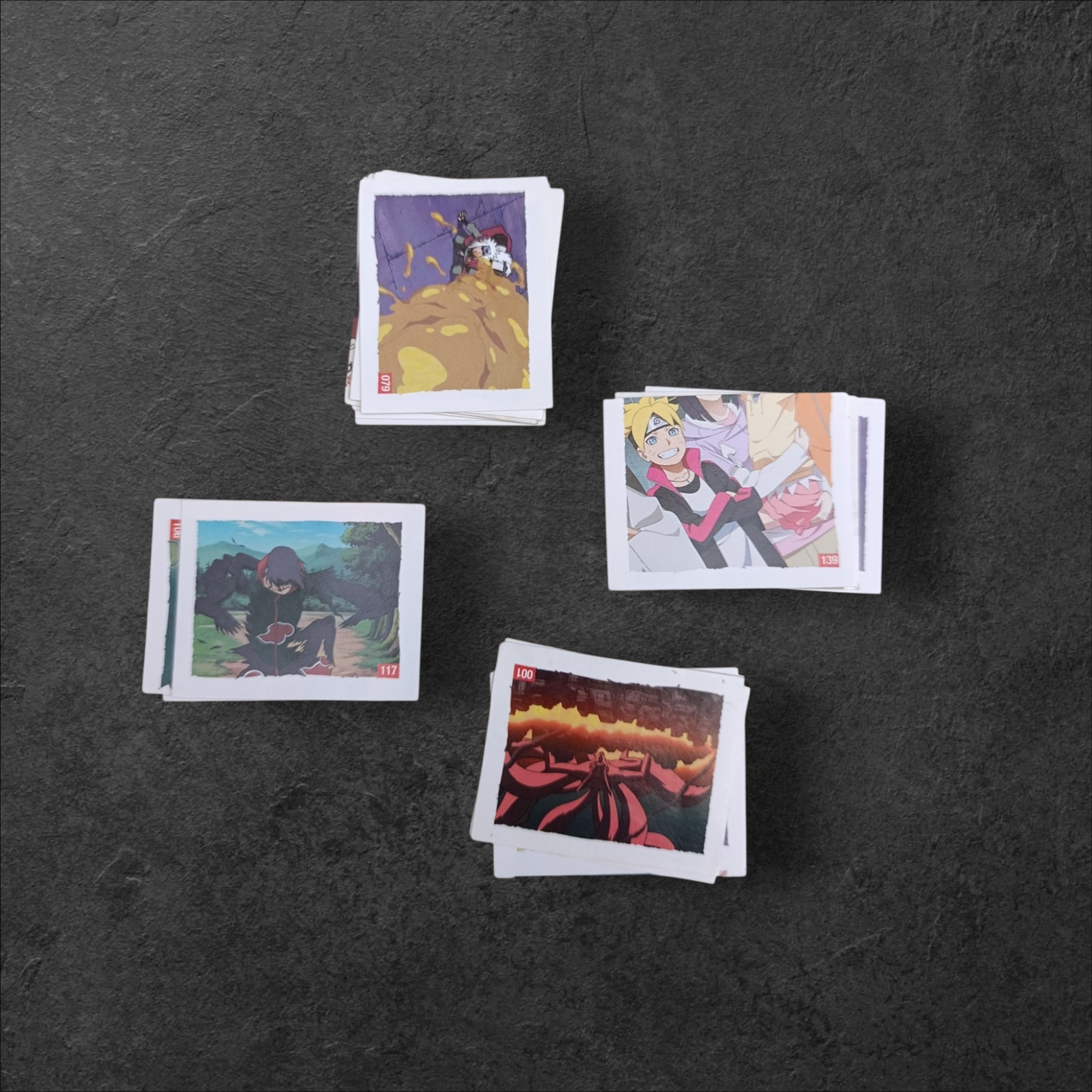 Lote de 17 Figuritas de Naruto Shippuden (Con Repetidas)