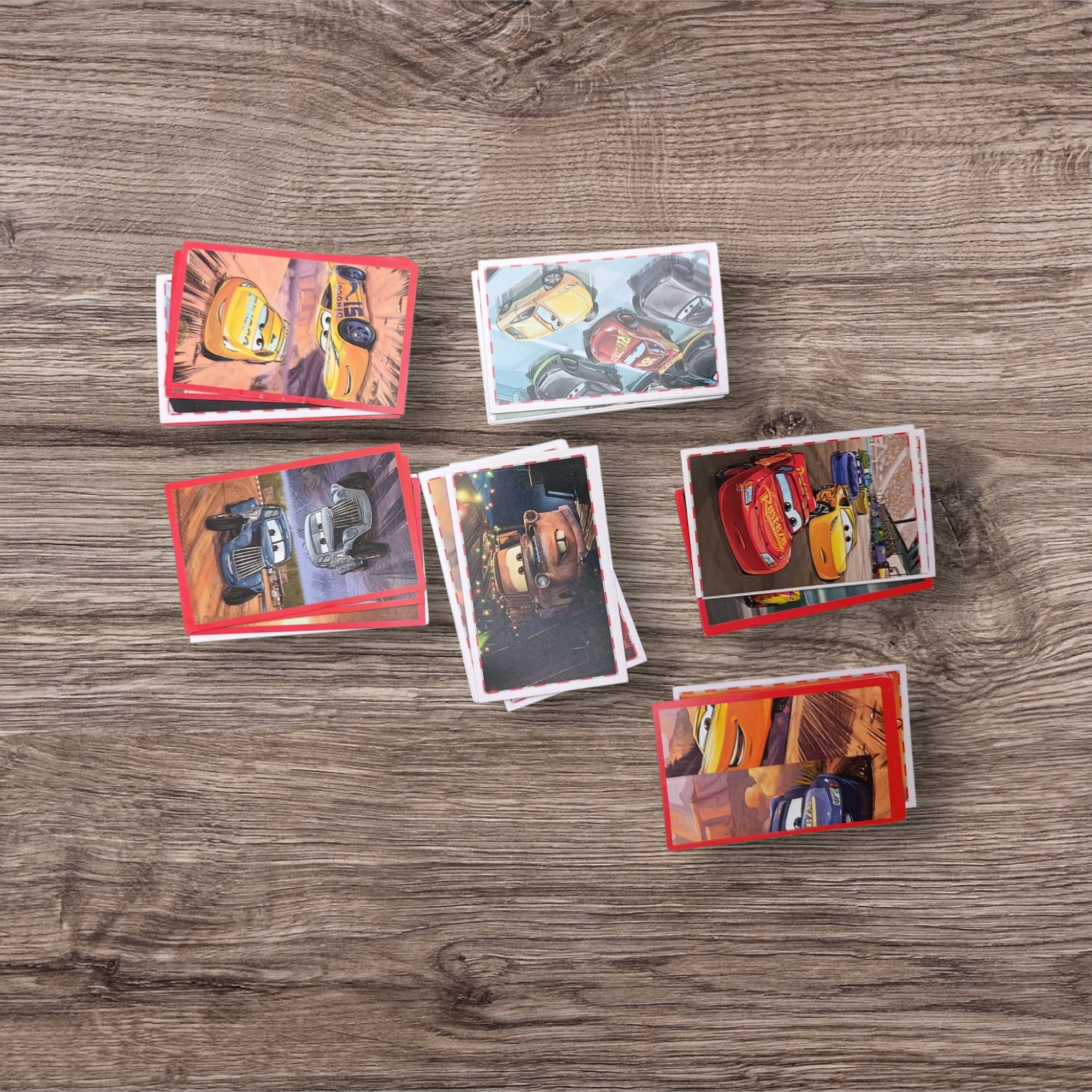 Lote de 34 Figuritas de Cars 3 (Panini) Sin Repetir