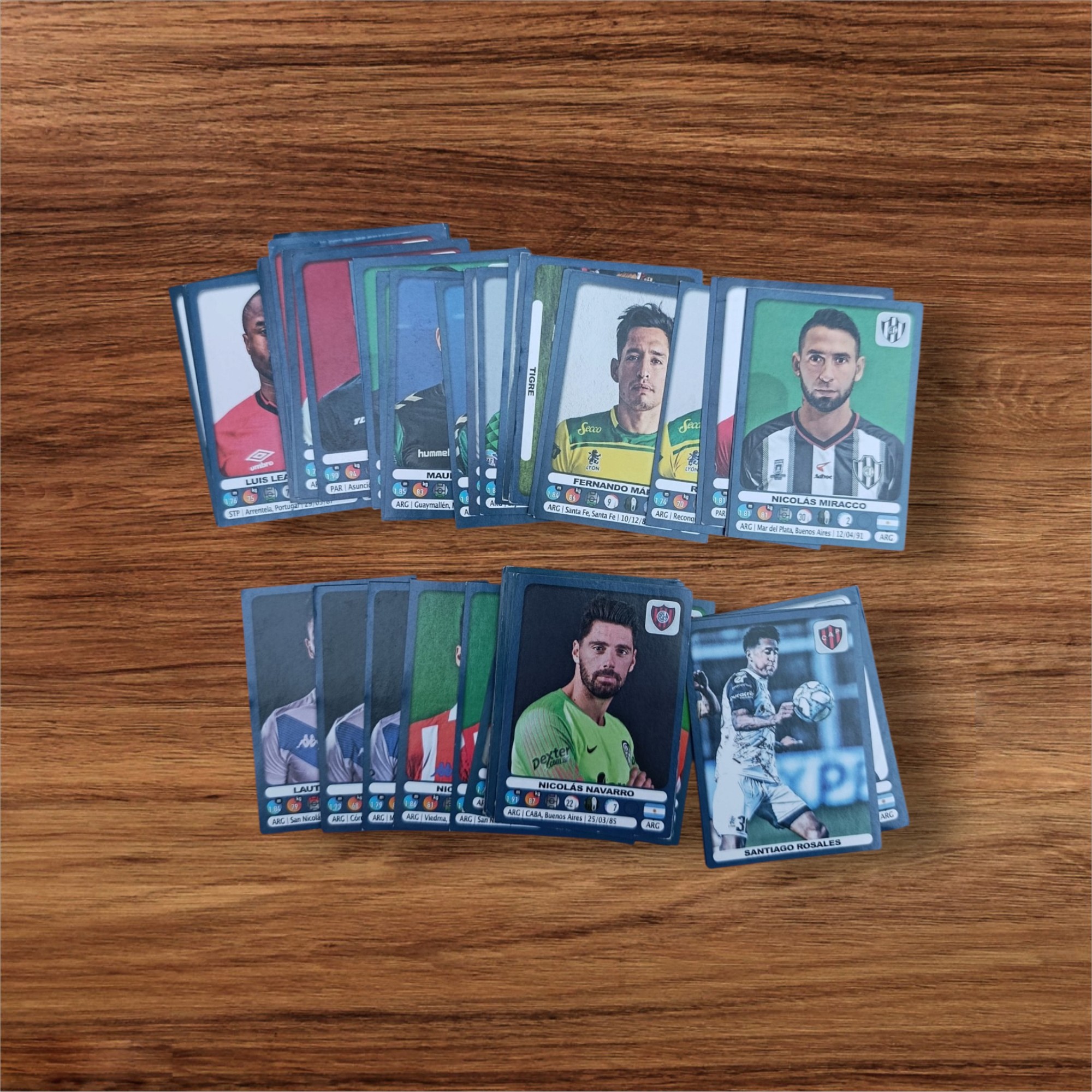Lote de 58 Figuritas Fútbol Argentino Superliga 2019-2020 Sin Repetir
