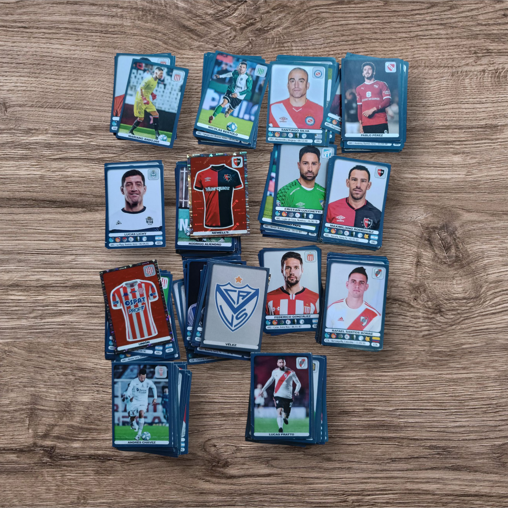 Lote 372 figus sin repetir Fútbol Argentino 2019-2020