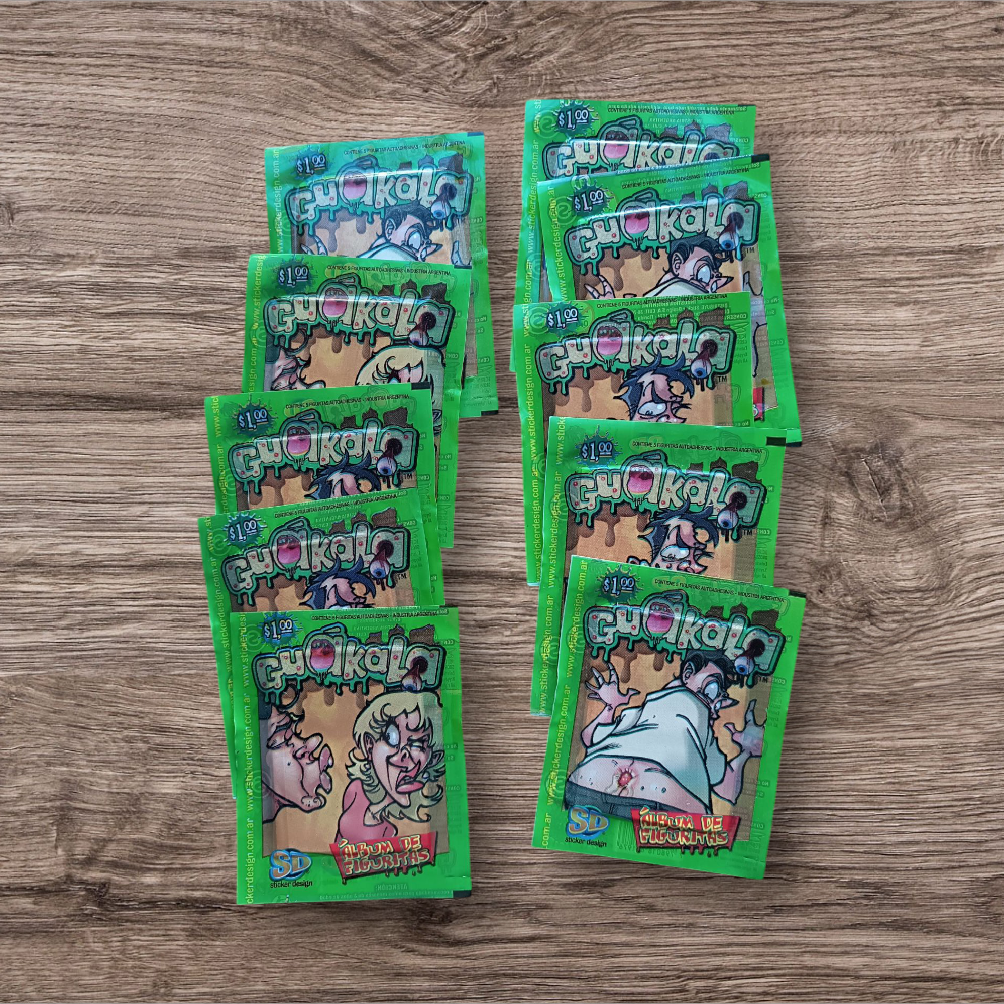 10 sobres de figuritas Guakala, de Sticker Design
