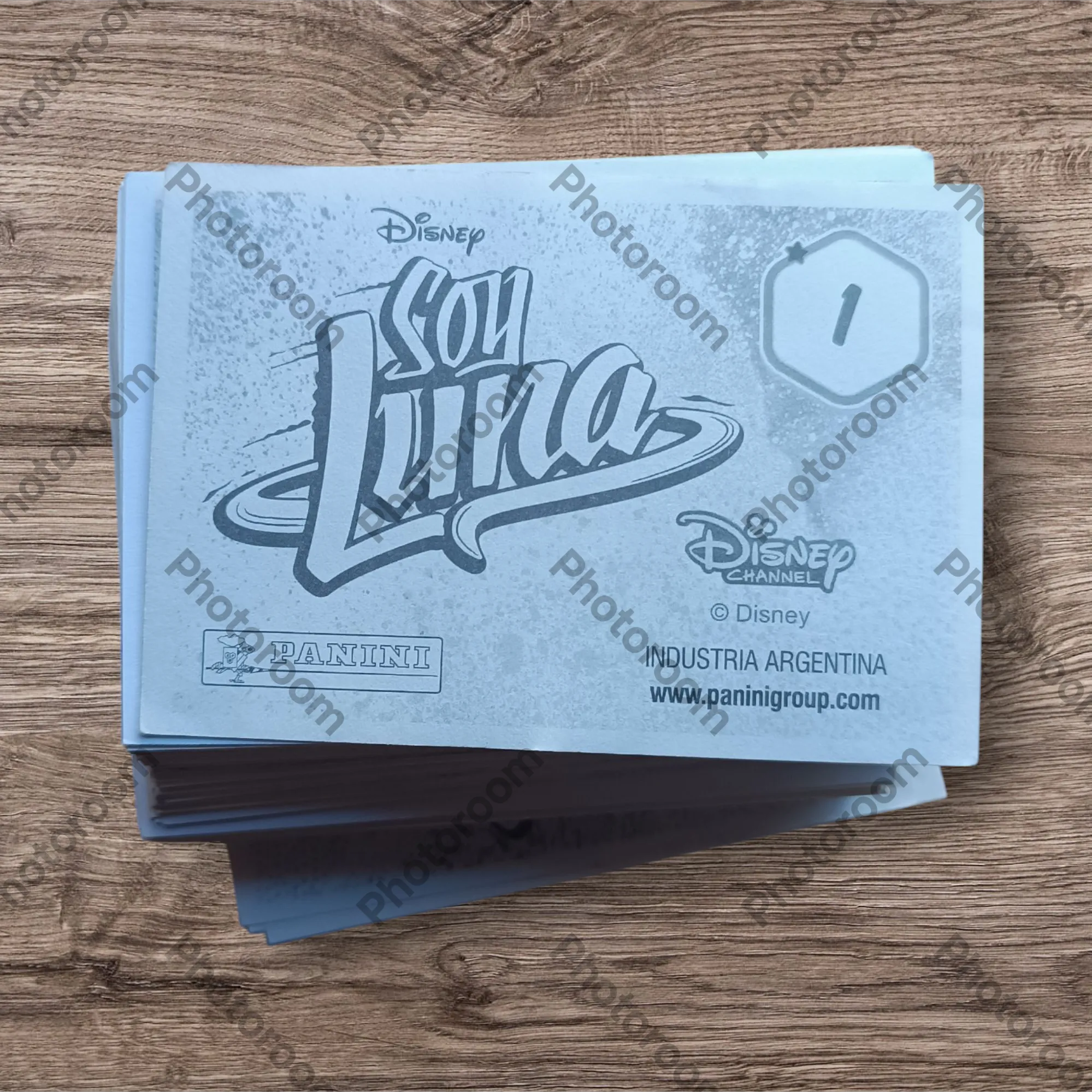 Lote 182 figuritas sin repetir Soy Luna de Panini