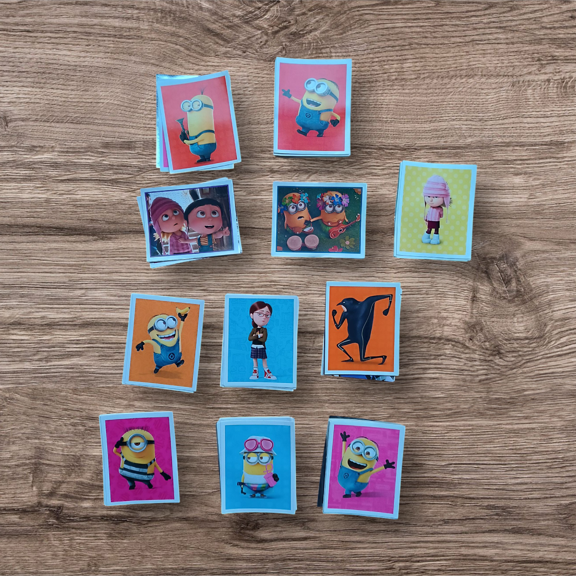 Lote 90 figuritas sin repetir Mi Villano Favorito 3, de Topps