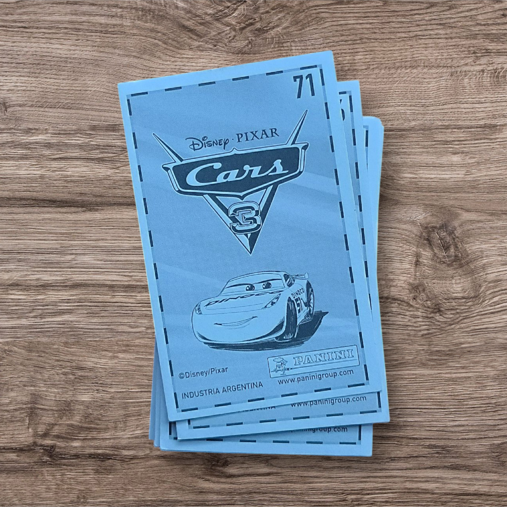 Lote 98 figuritas sin repetir de Cars 3