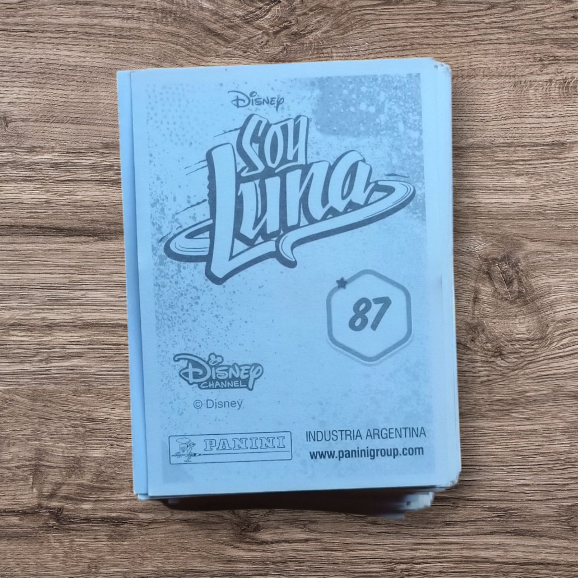 Lote 182 figuritas sin repetir Soy Luna, de Panini