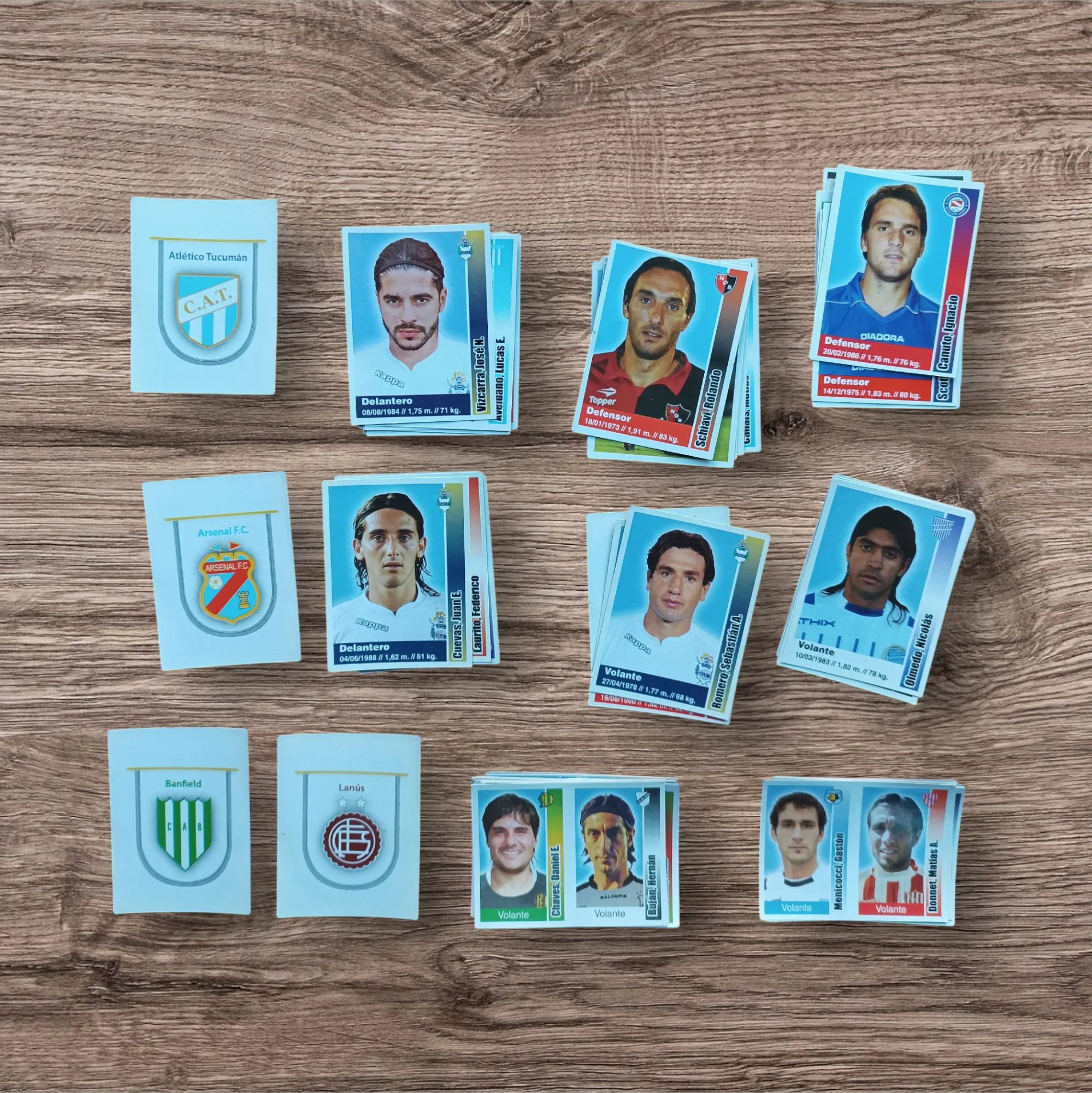 Lote 98 figuritas sin repetir Fútbol Argentino Apertura 2009