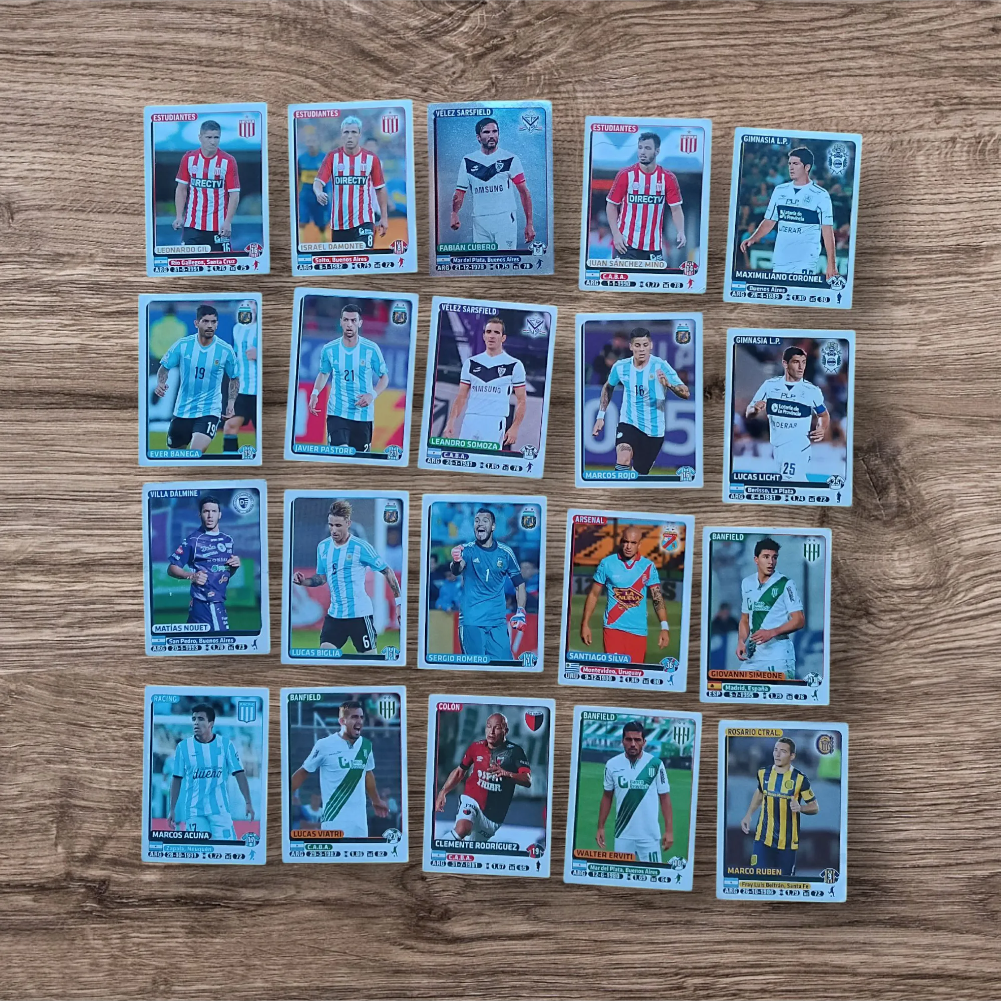 Súper lote 530 figuritas sin repetir Fútbol Argentino 2015