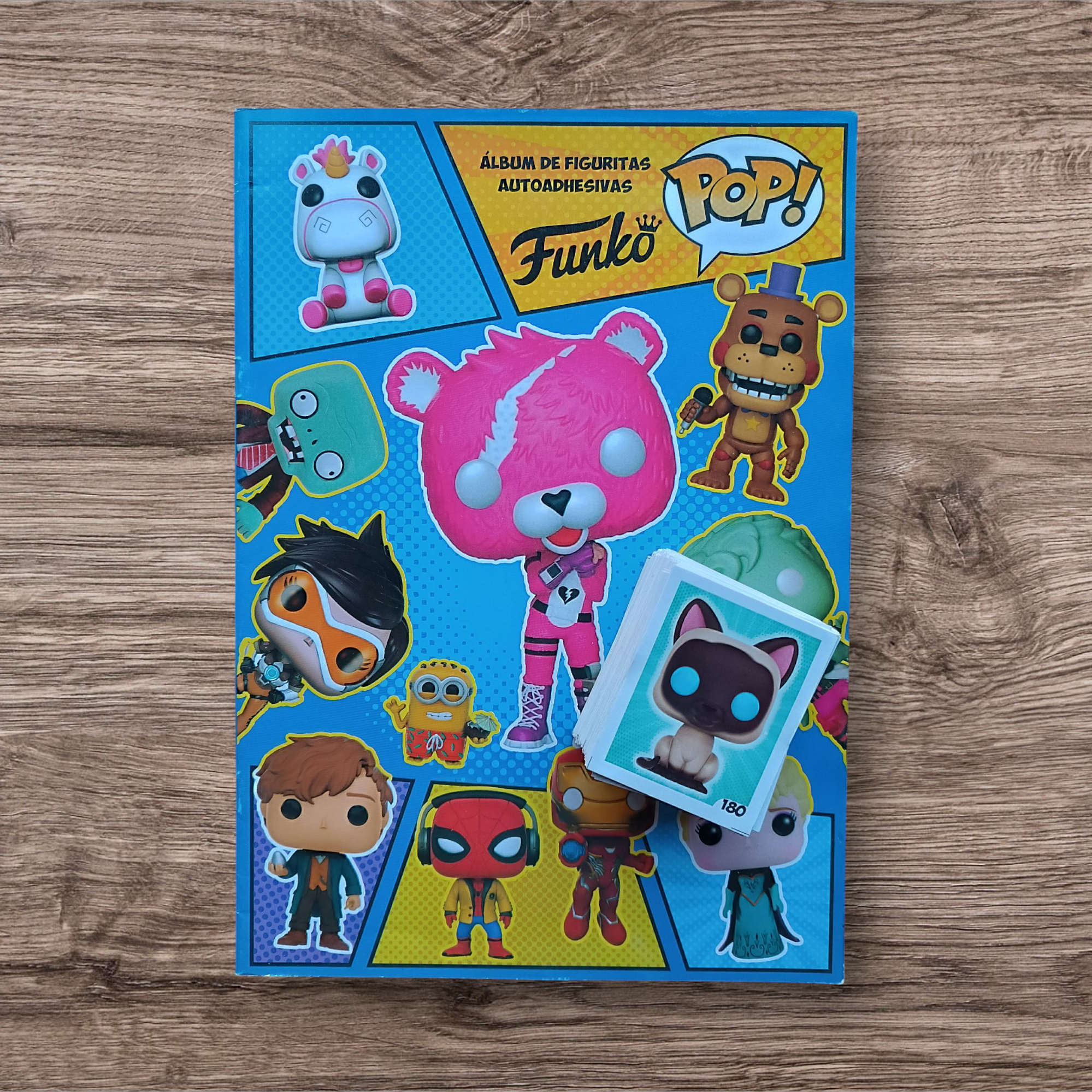 Álbum + 163 figuritas sin repetir Funko